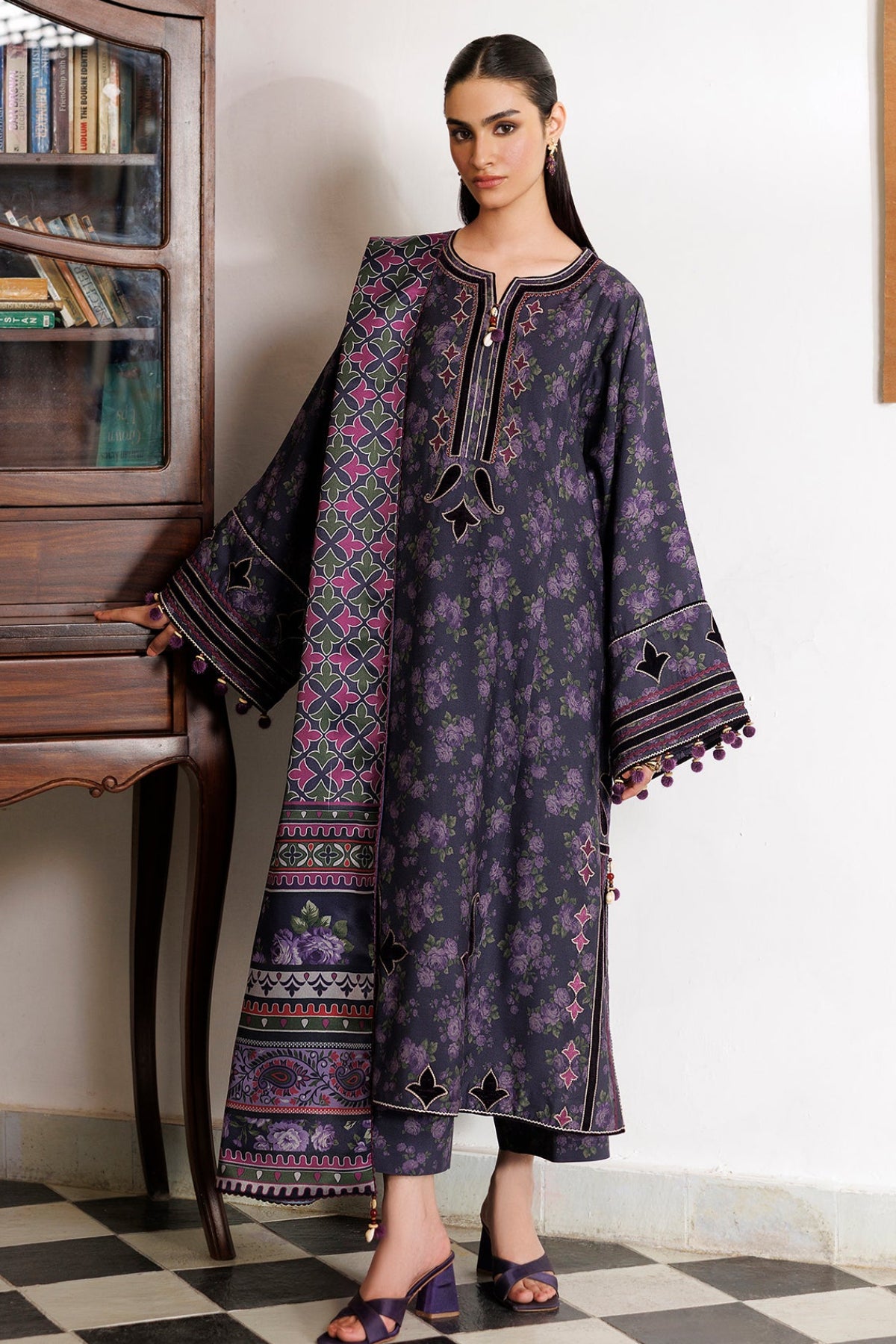 EMBROIDERED PREMIUM VISCOSE UW-0267