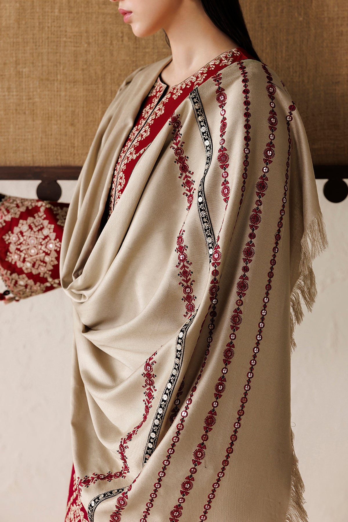 EMBROIDERED PREMIUM KHADDAR UW-0284