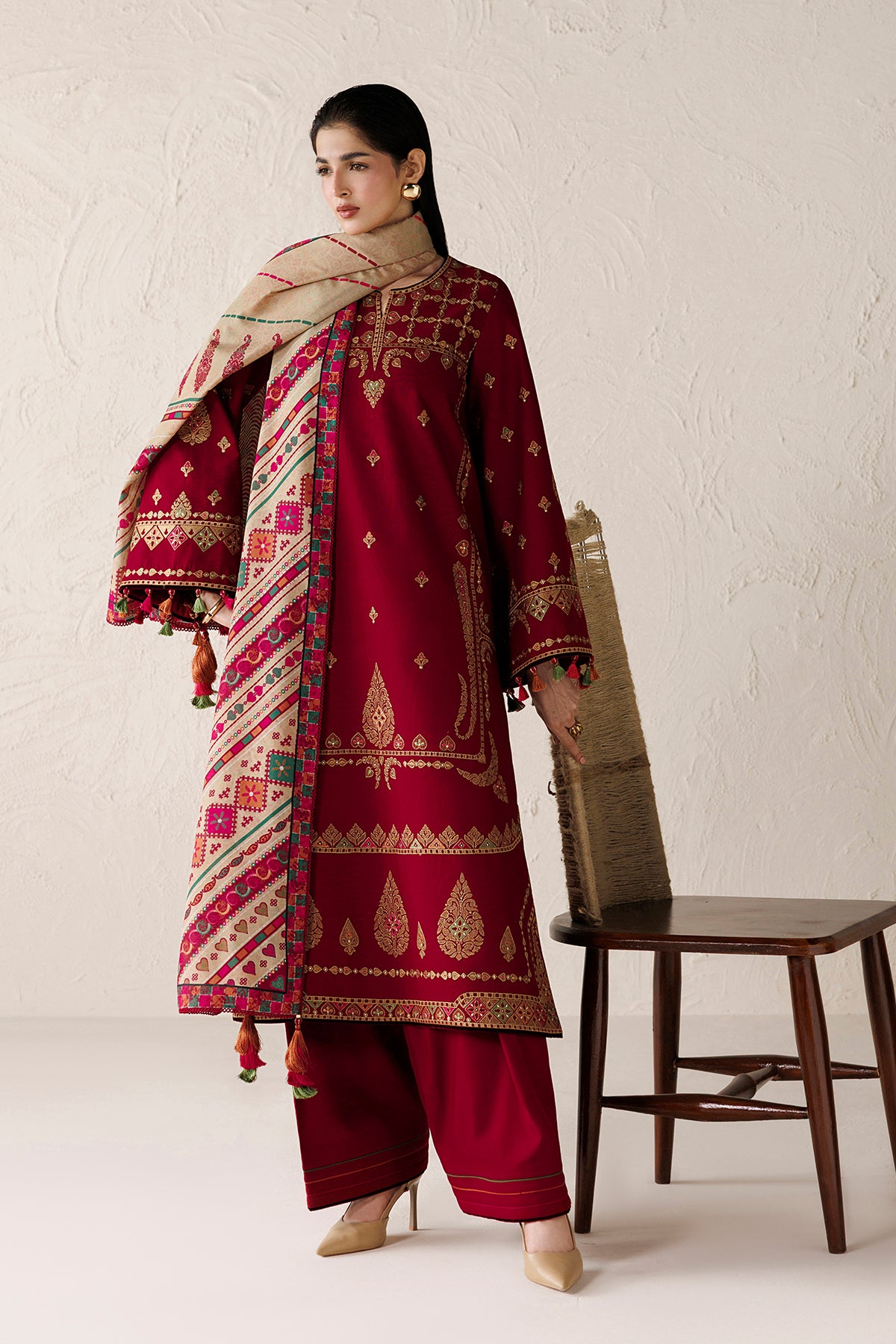 EMBROIDERED PREMIUM KHADDAR UW-0287