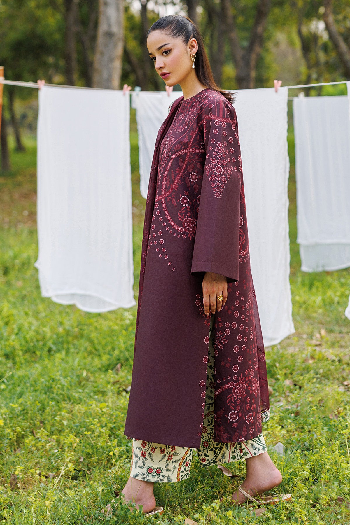 EMBROIDERED LAWN USE-9349
