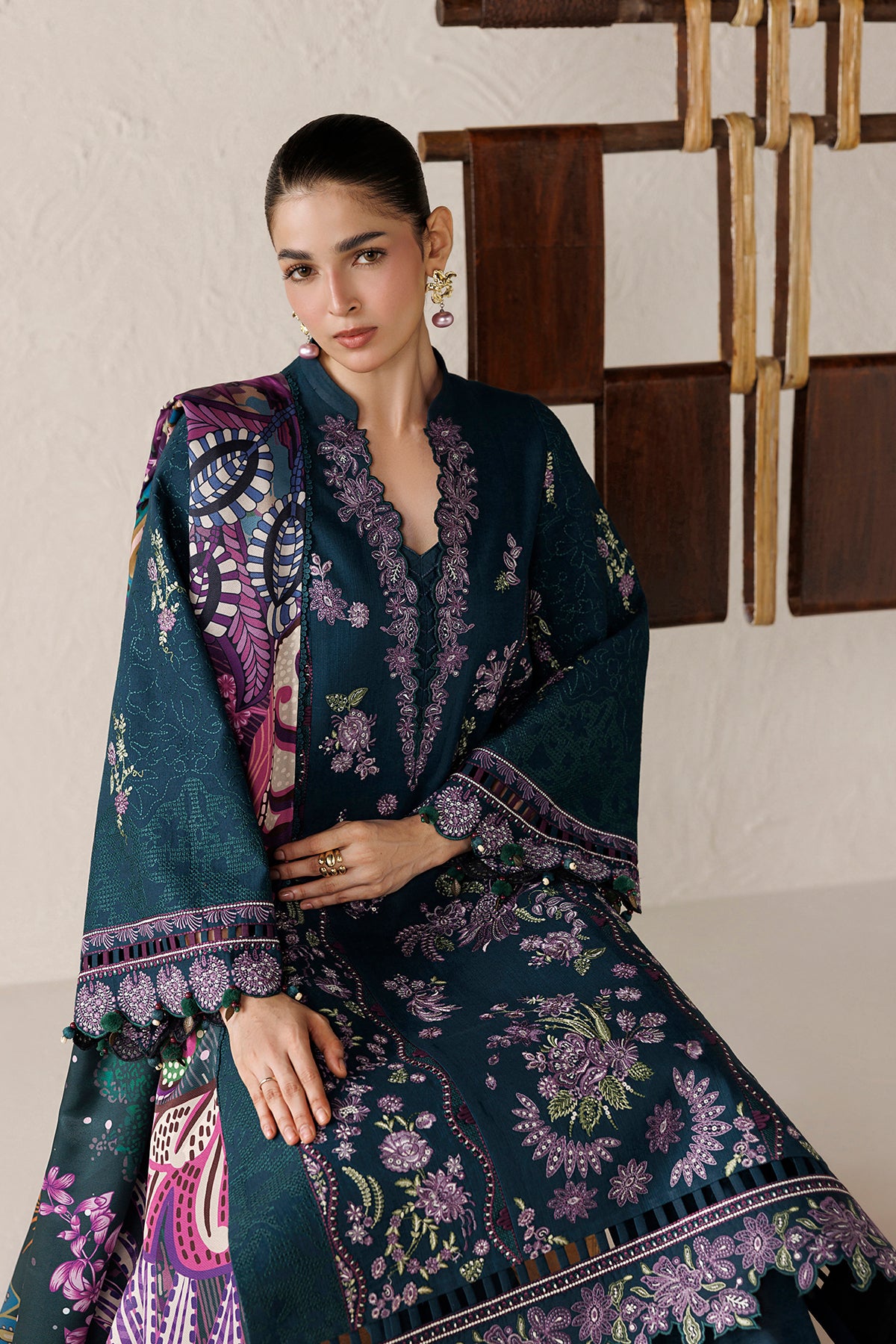 EMBROIDERED PREMIUM KHADDAR UW-0296