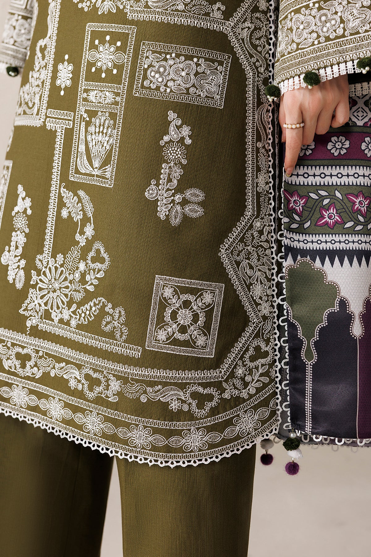 EMBROIDERED PREMIUM KHADDAR UW-0271