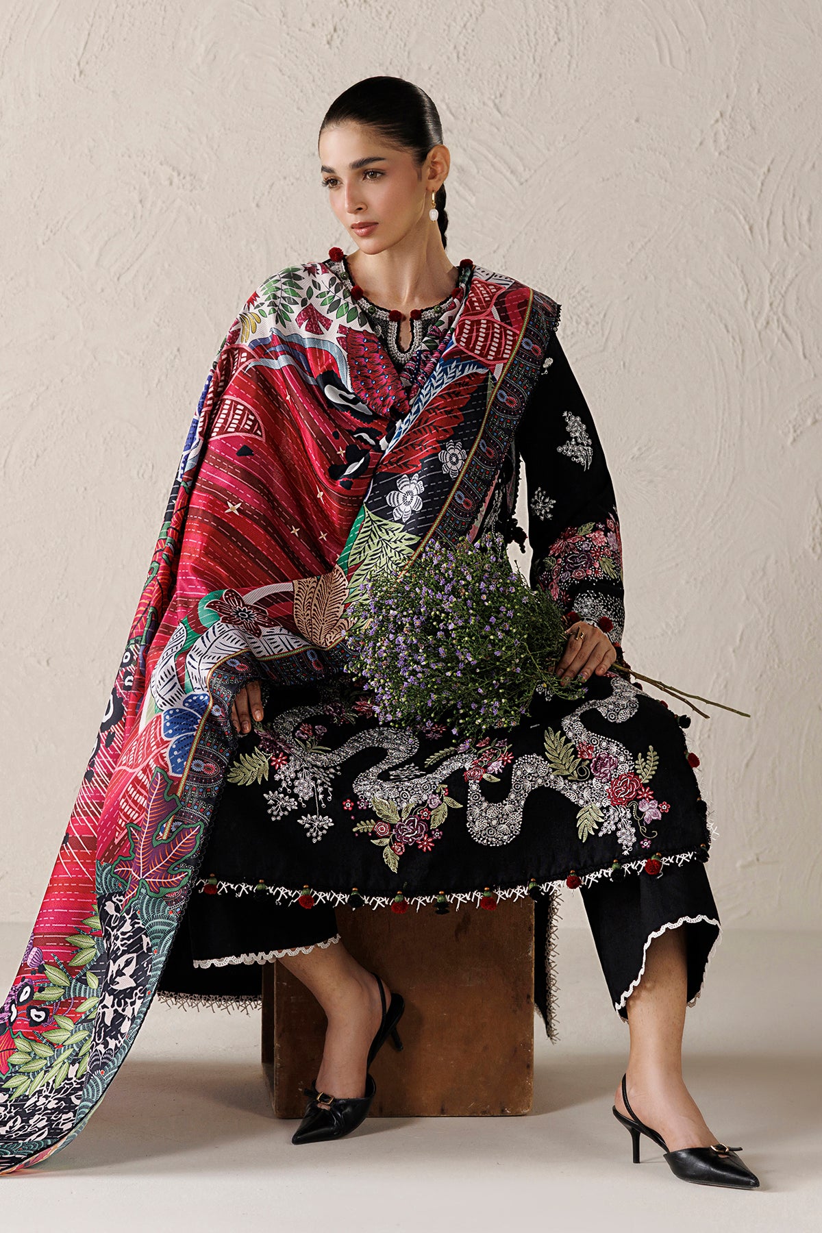EMBROIDERED PREMIUM KHADDAR UW-0294