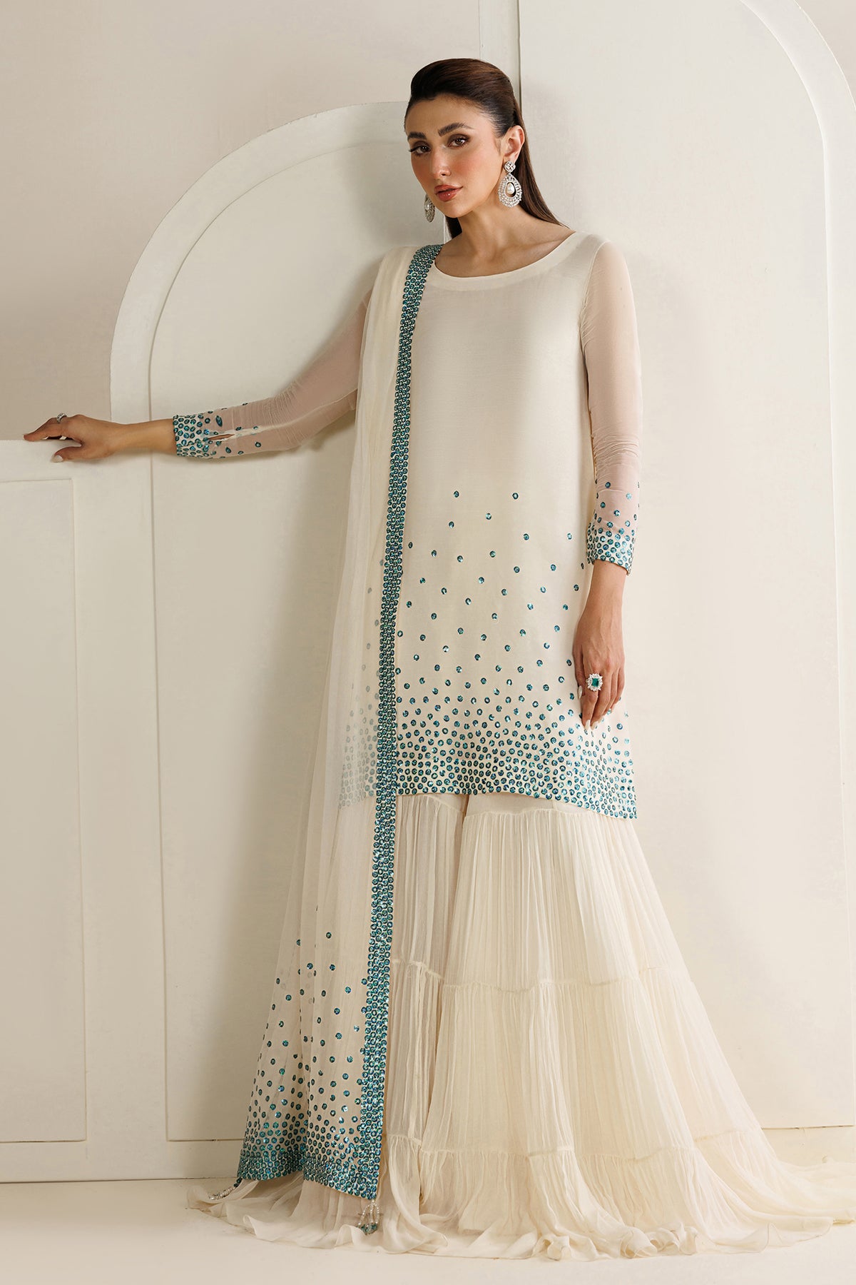 Retail Price: 24,500/-PKR