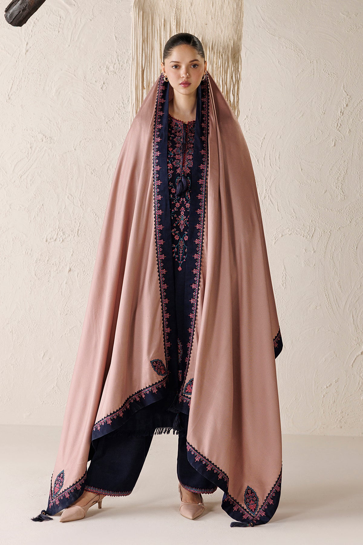 EMBROIDERED PREMIUM KHADDAR UW-0290