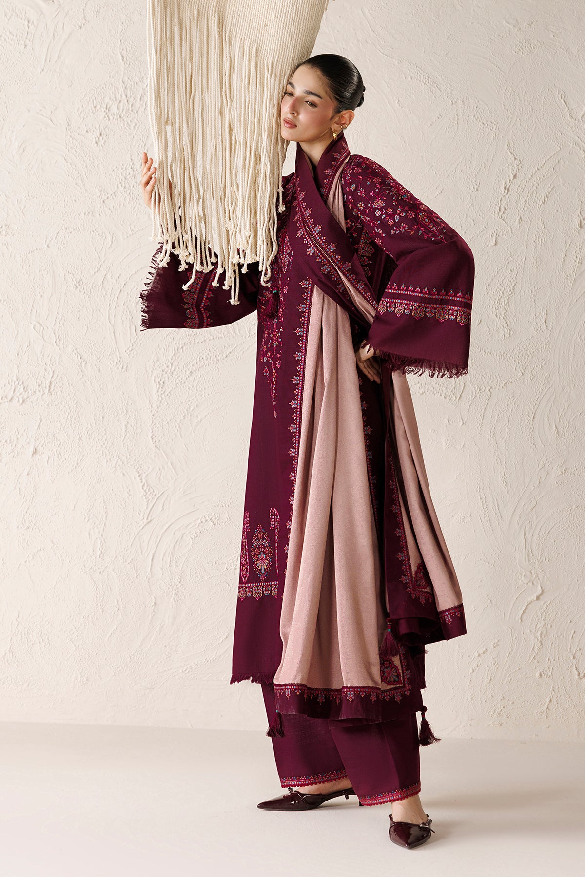 EMBROIDERED PREMIUM KHADDAR UW-0291