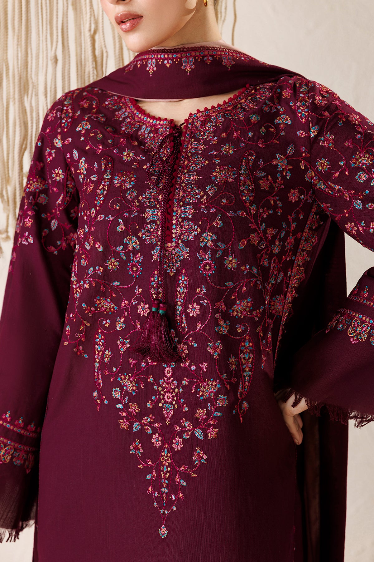 EMBROIDERED PREMIUM KHADDAR UW-0291