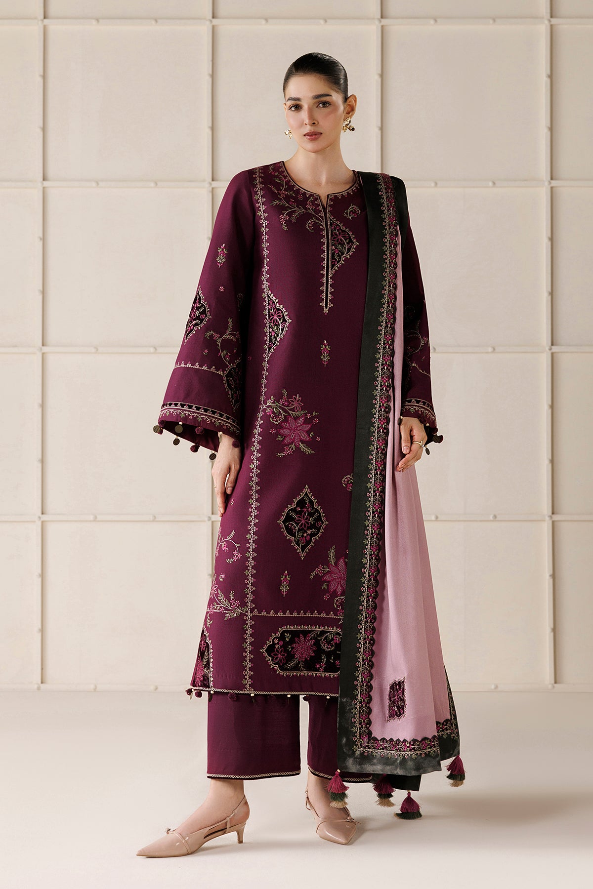 EMBROIDERED PREMIUM KHADDAR UW-0288