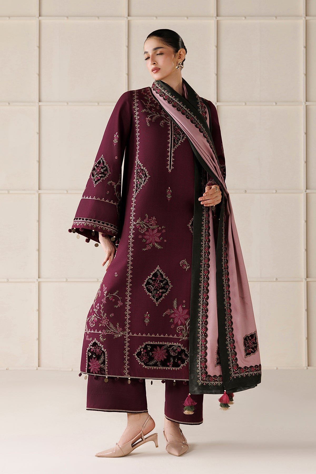EMBROIDERED PREMIUM KHADDAR UW-0288