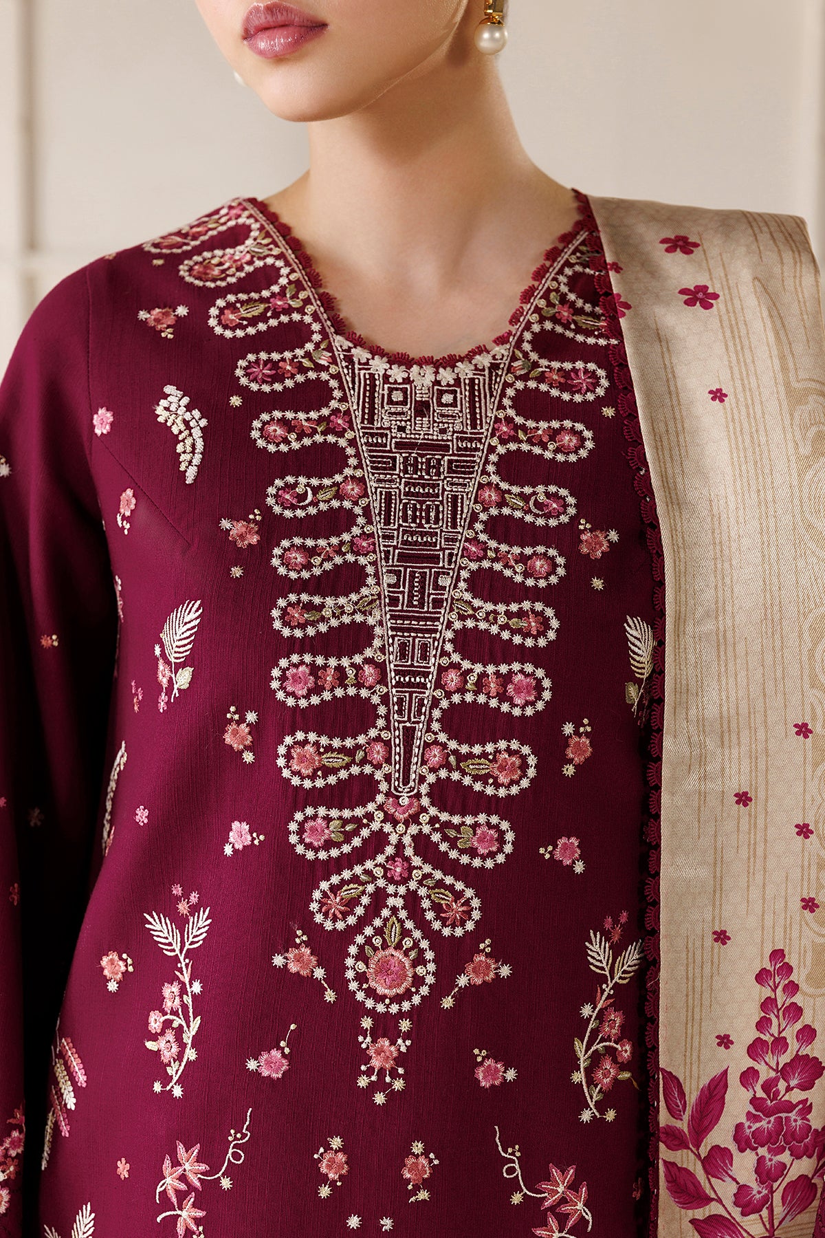 EMBROIDERED PREMIUM KHADDAR UW-0286