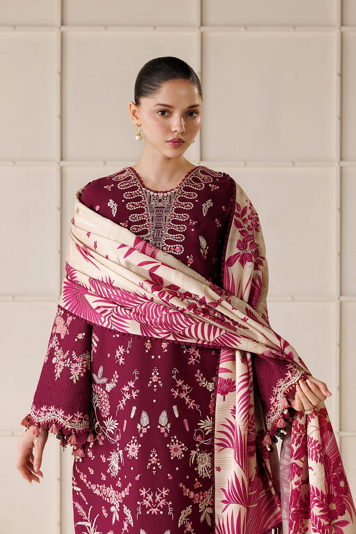 EMBROIDERED PREMIUM KHADDAR UW-0286