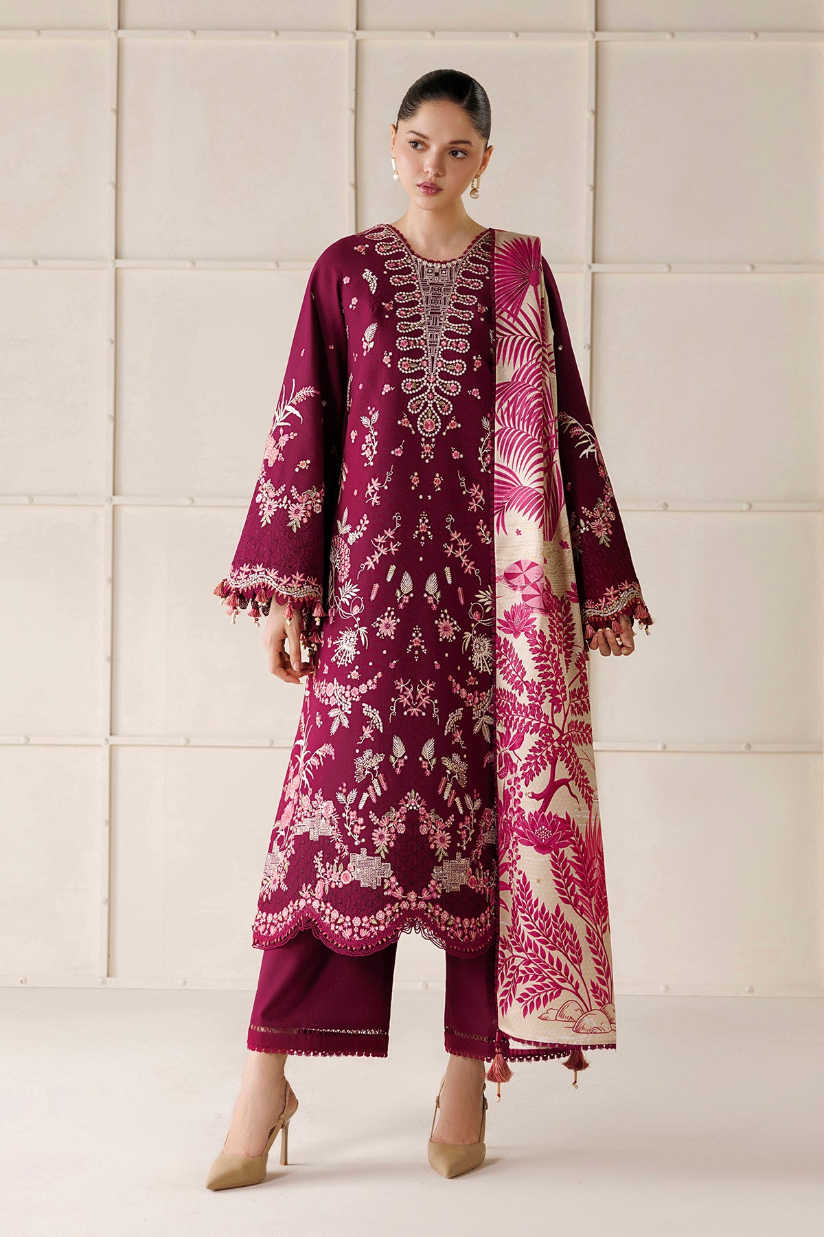 EMBROIDERED PREMIUM KHADDAR UW-0286
