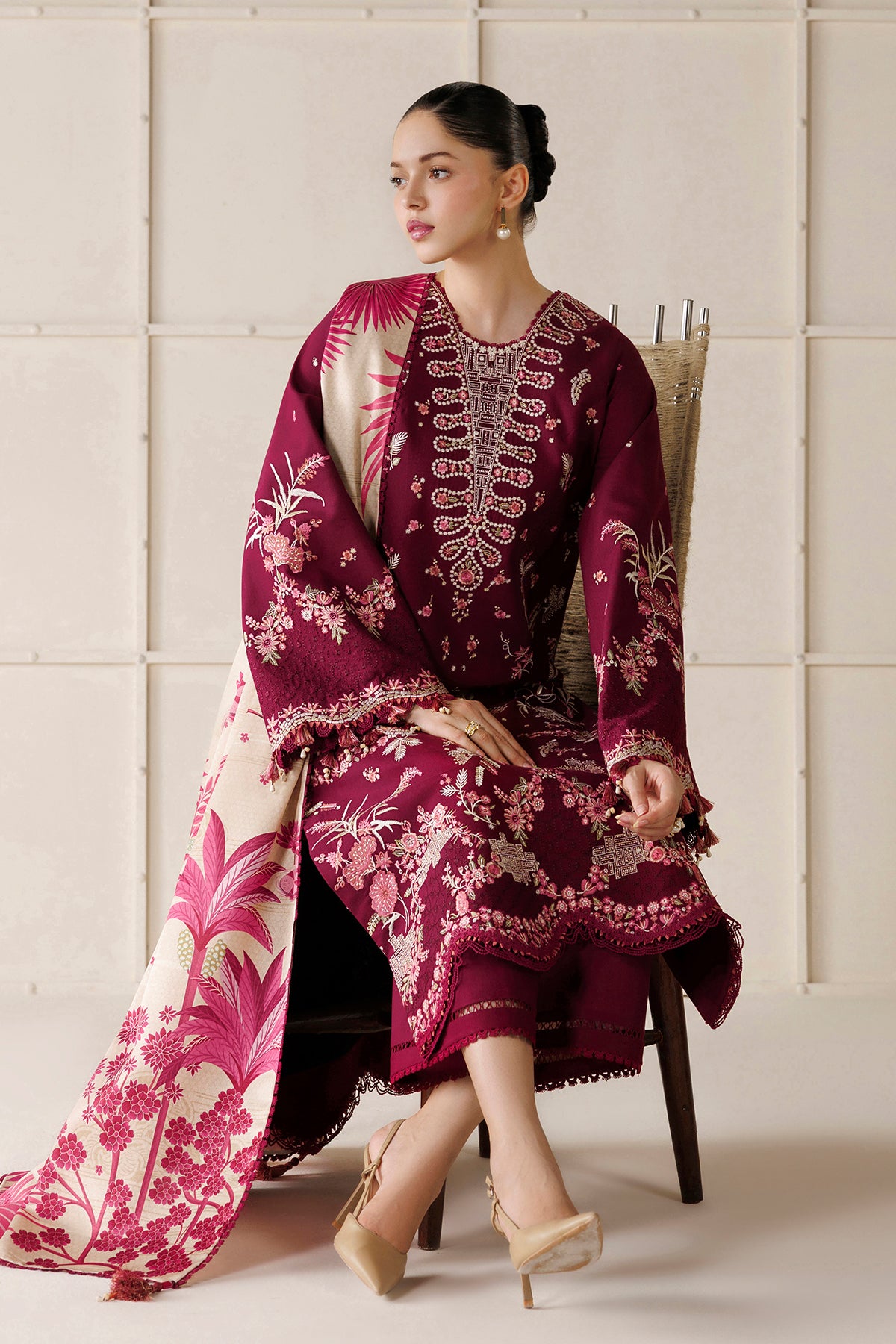 EMBROIDERED PREMIUM KHADDAR UW-0286