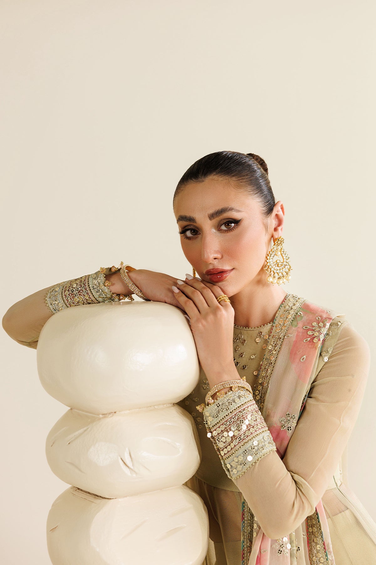 EMBROIDERED CHIFFON UC-3131