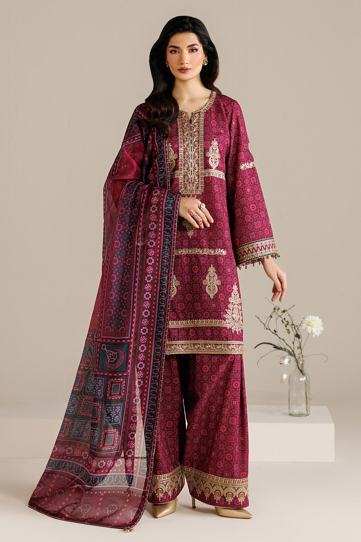 EMBROIDERED RAW SILK UR-7074