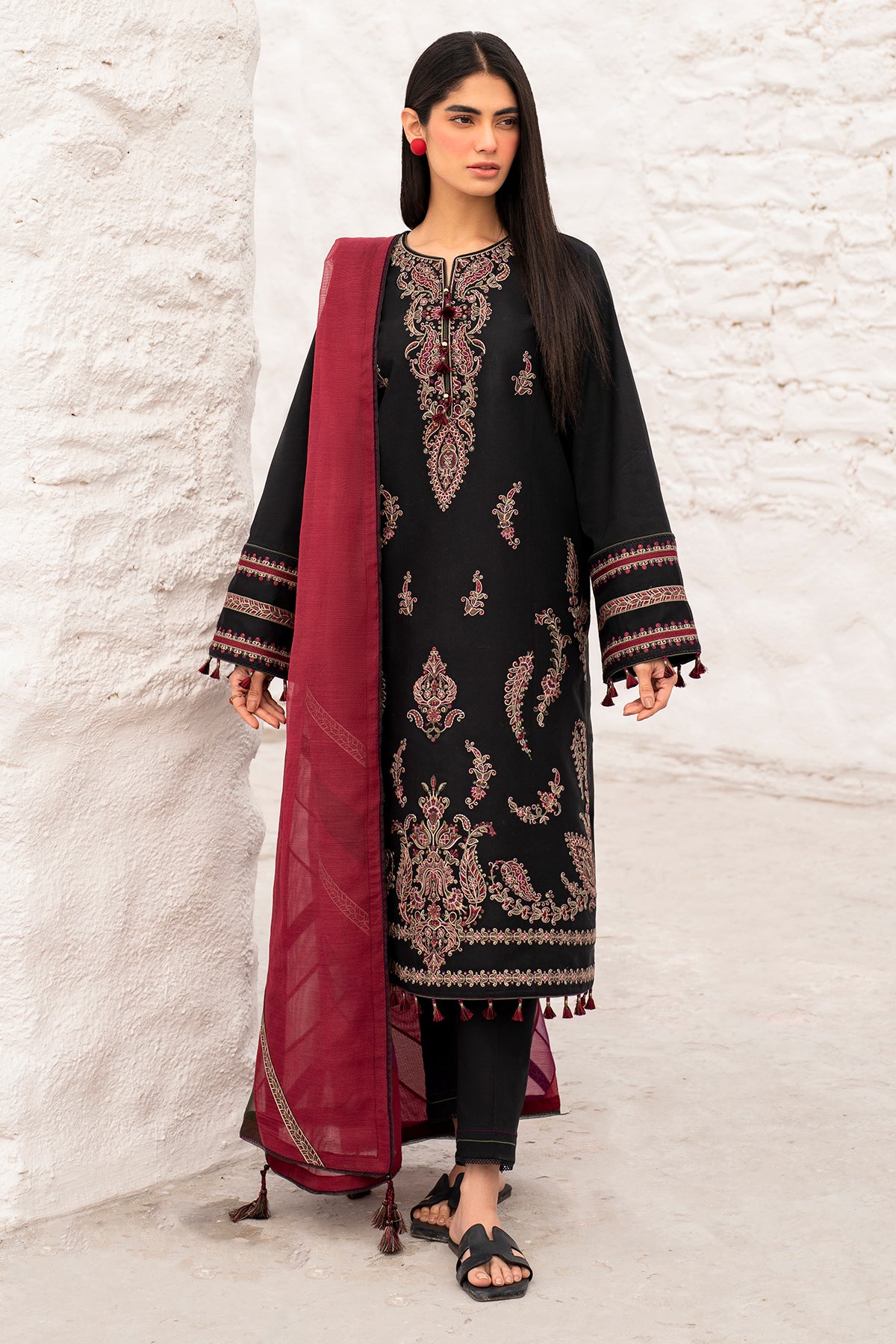 EMBROIDERED LAWN USE-9130