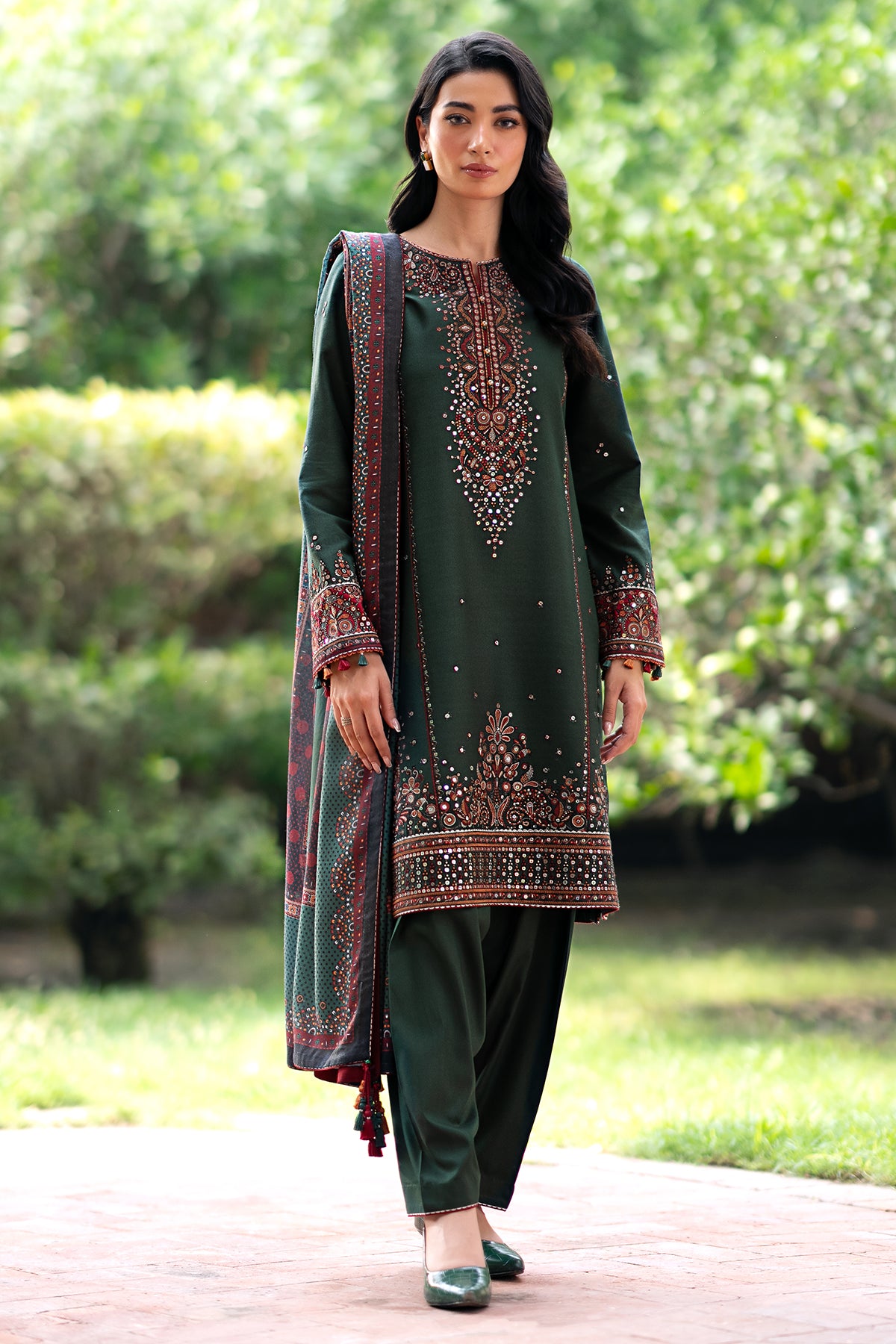 EMBROIDERED VISCOSE UW-0056