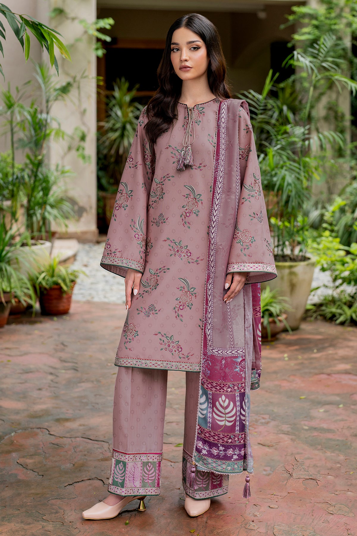 EMBROIDERED JACQUARD KHADDAR UW-0054