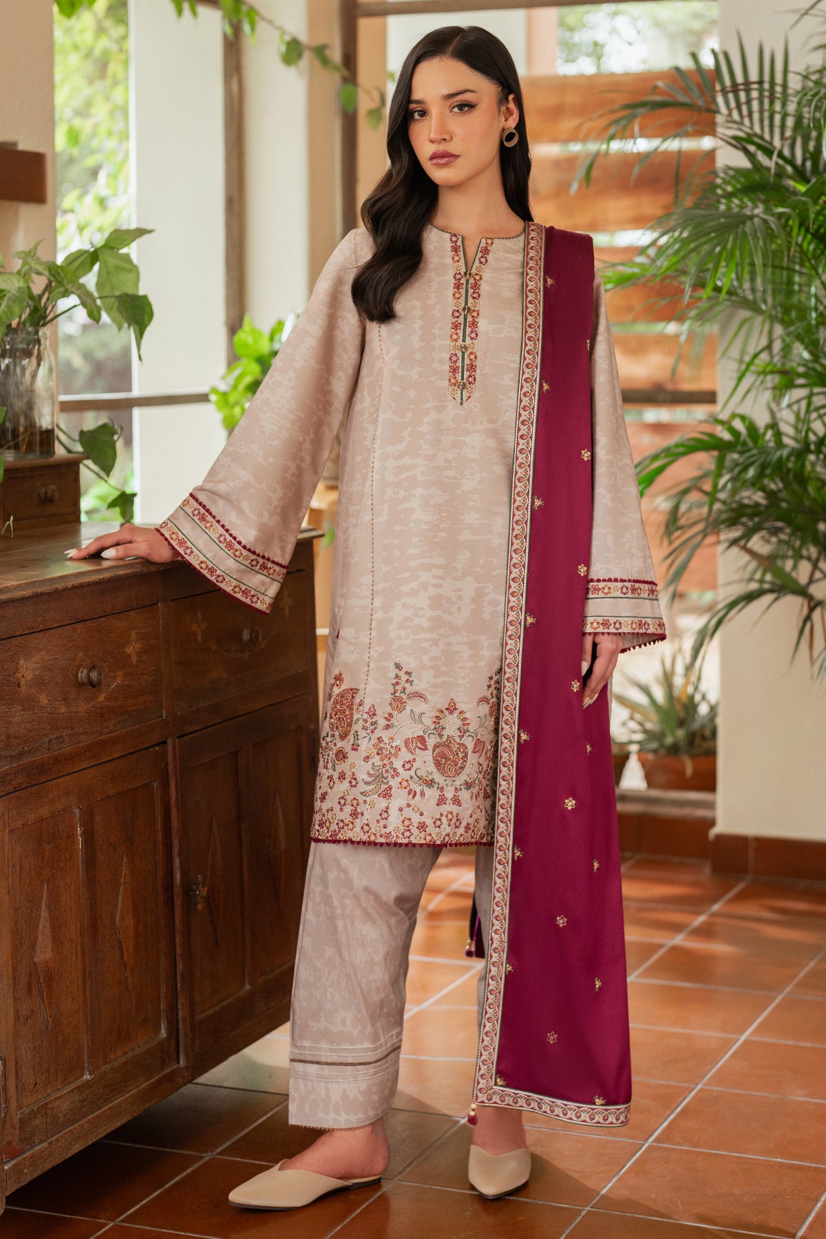 EMBROIDERED PREMIUM VISCOSE UW-0114