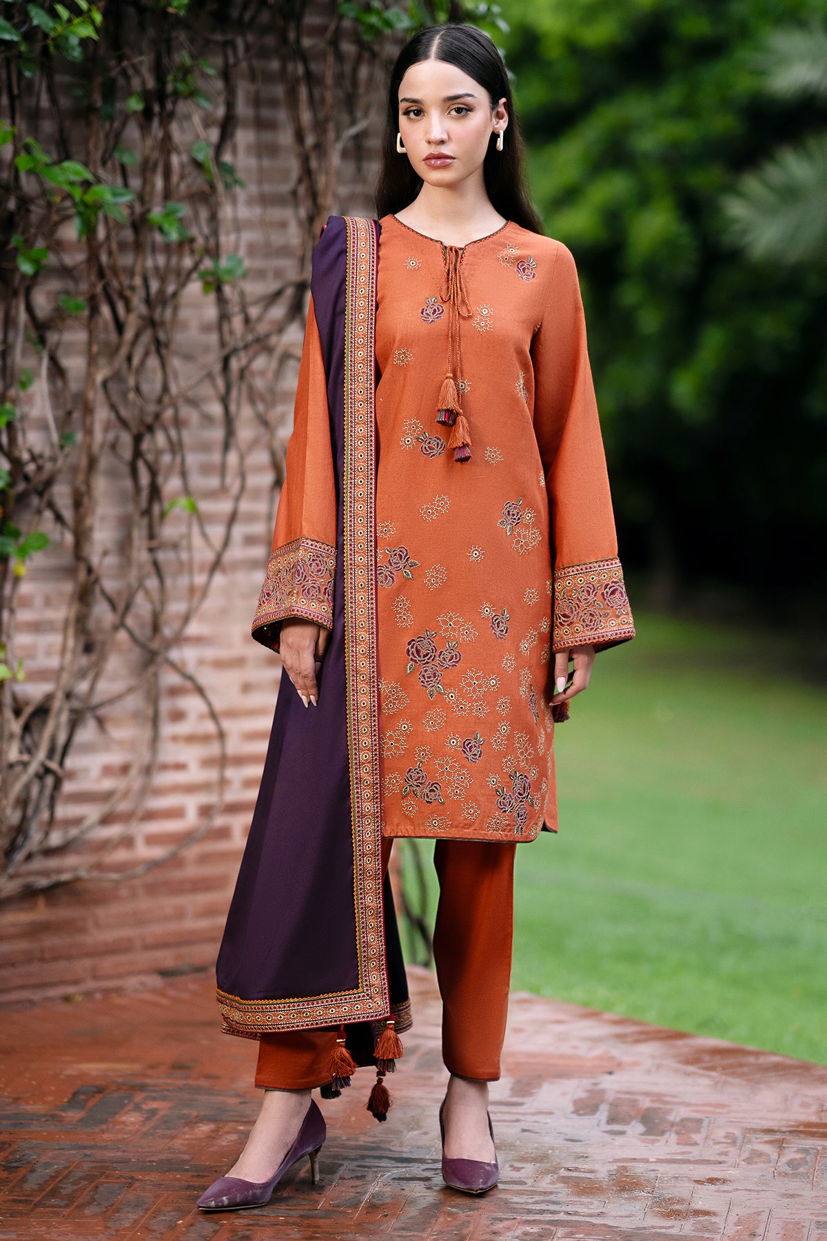 EMBROIDERED KHADDAR RTW-1138