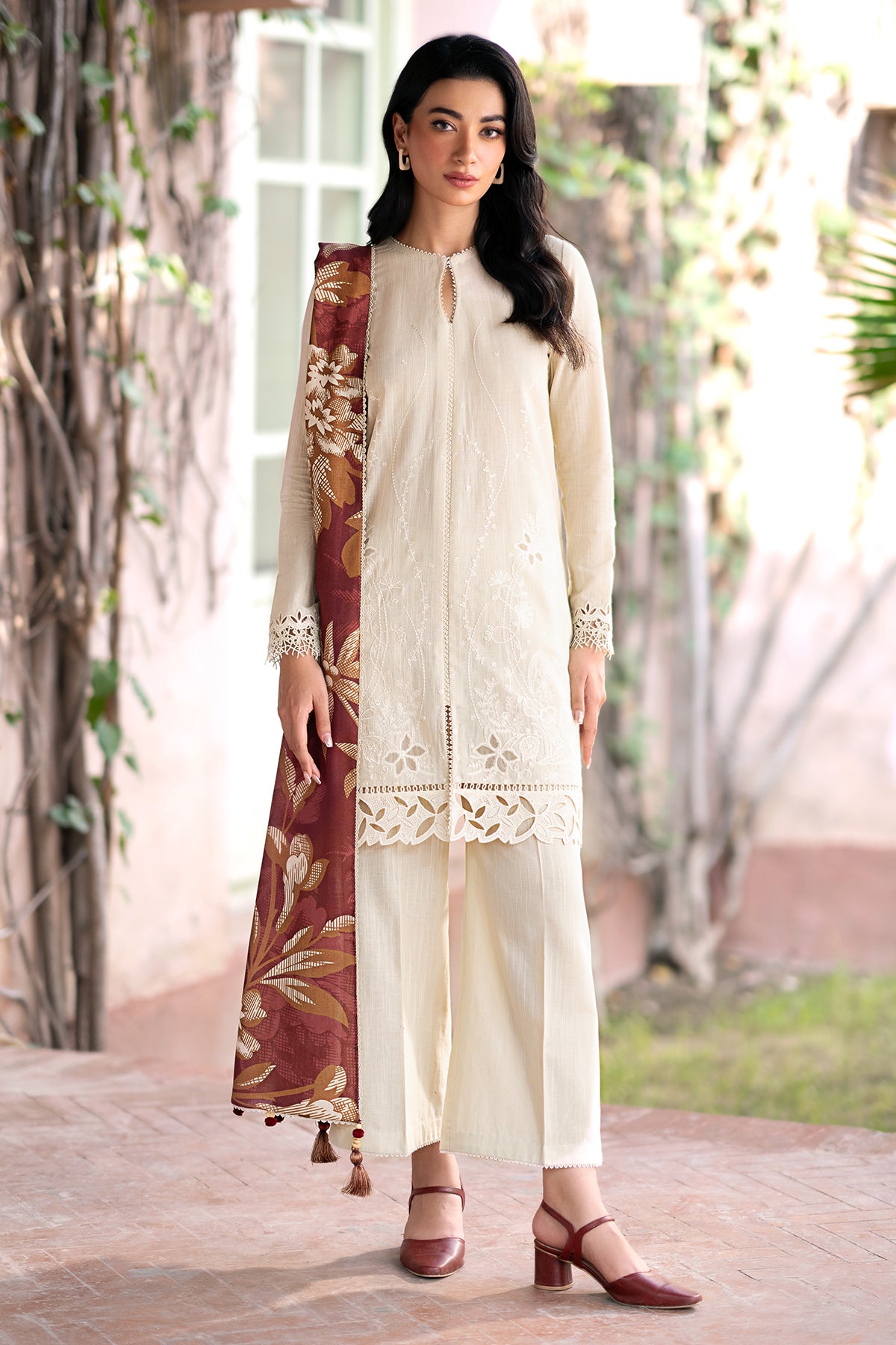 EMBROIDERED KHADDAR UW-0064