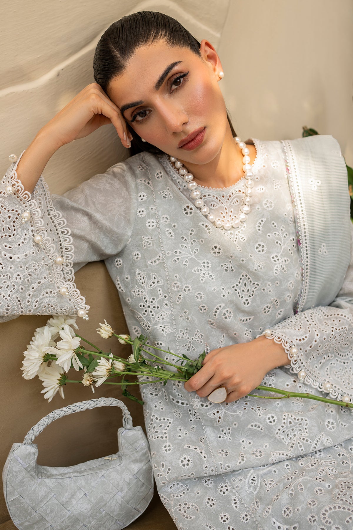 EMBROIDERED LAWN IL-SS24-D2