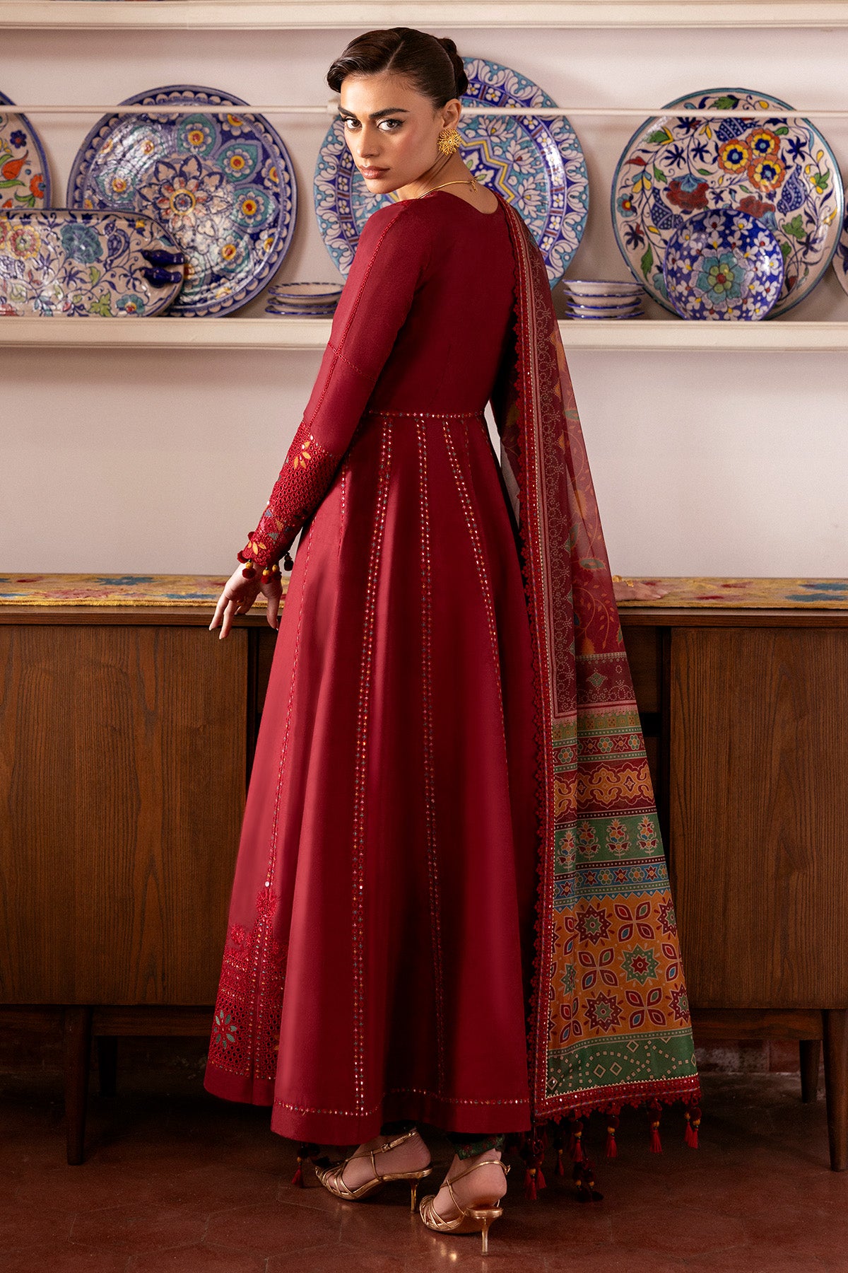 Embroidered Luxury Lawn SL26-D06