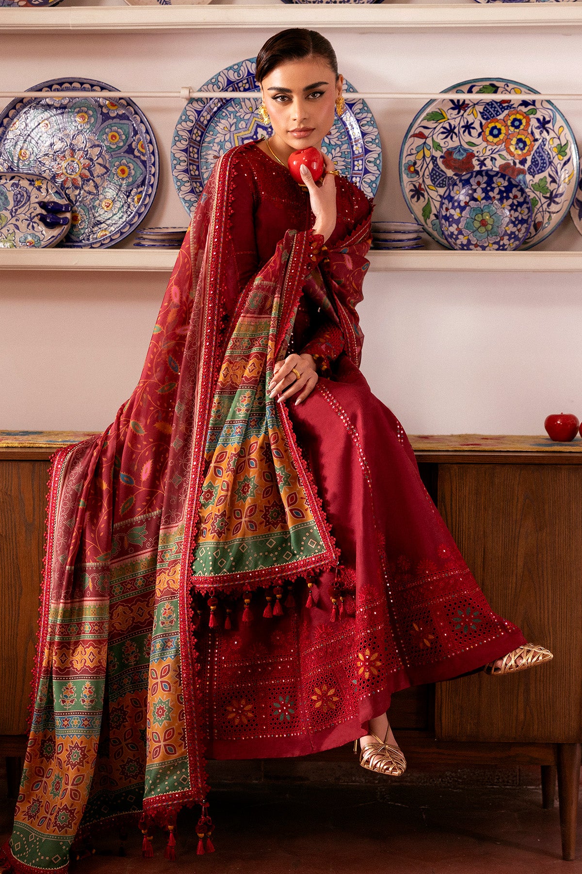 Embroidered Luxury Lawn SL26-D06