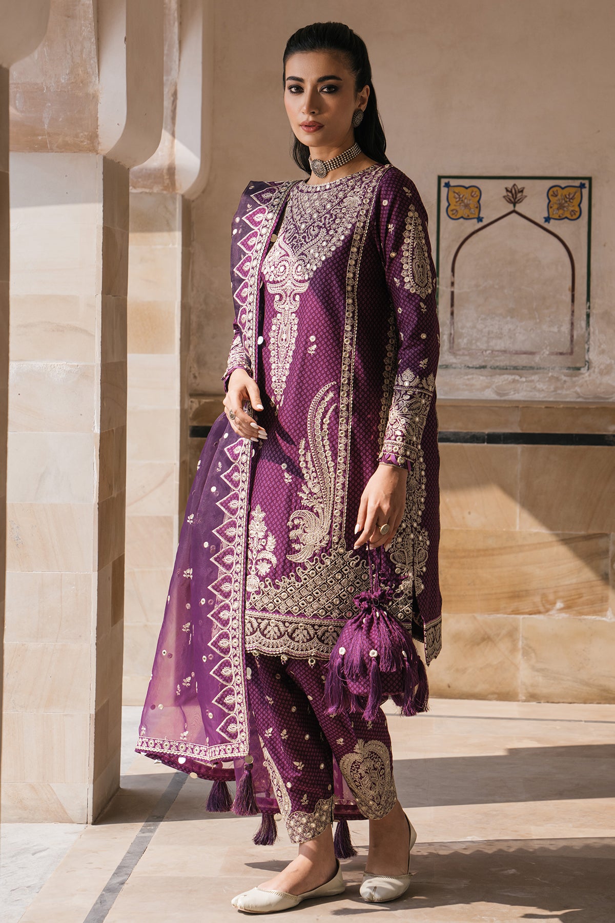 Embroidered Luxury Lawn SL24-D6