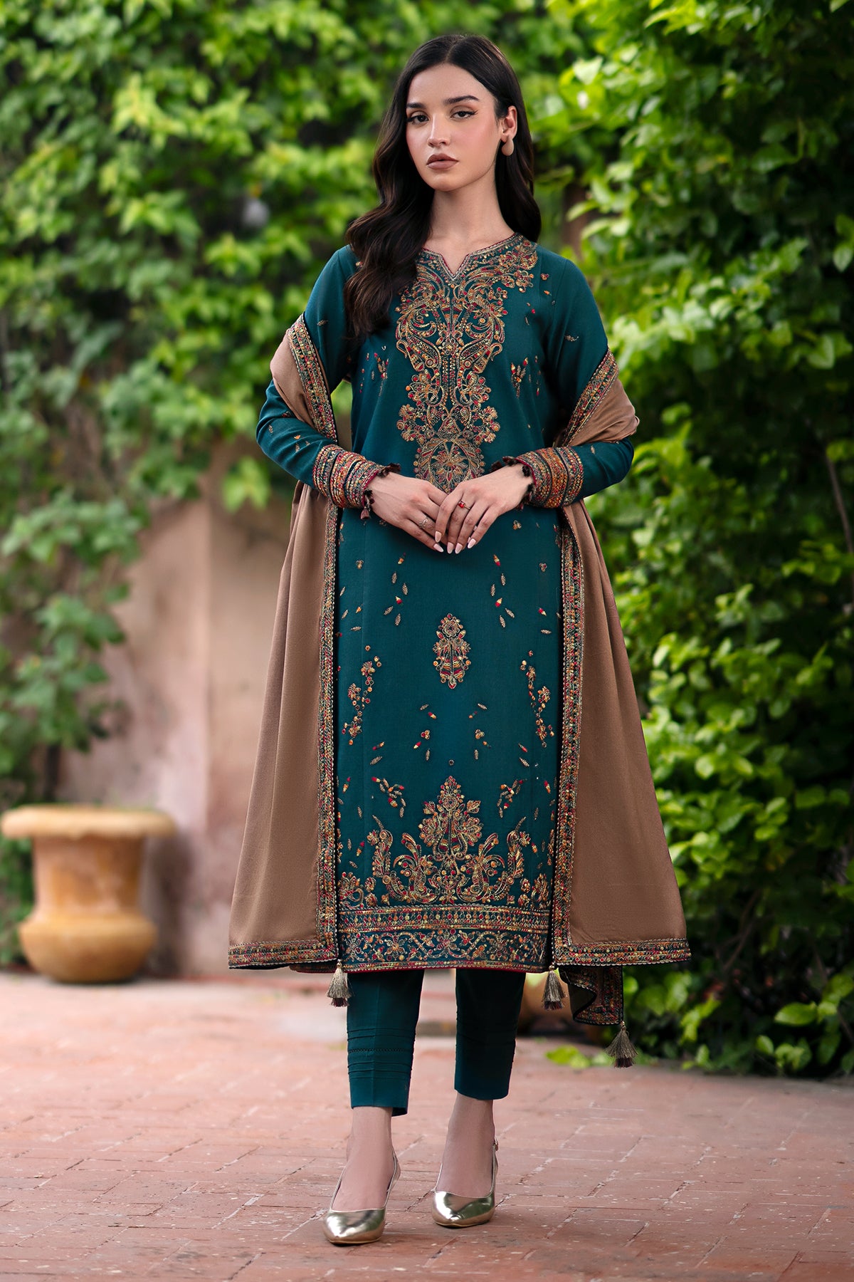 EMBROIDERED KHADDAR UW-0060