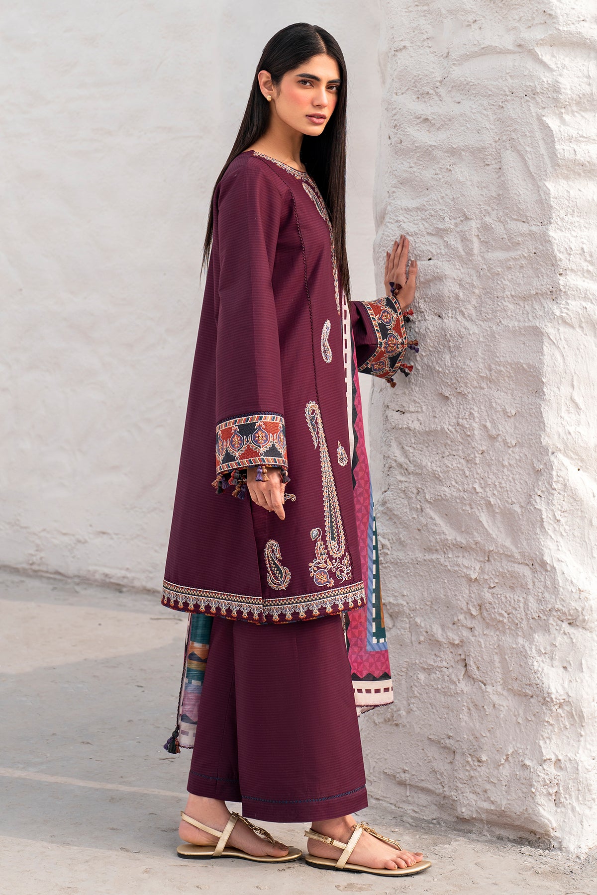 EMBROIDERED DOBBY LAWN USE-9128