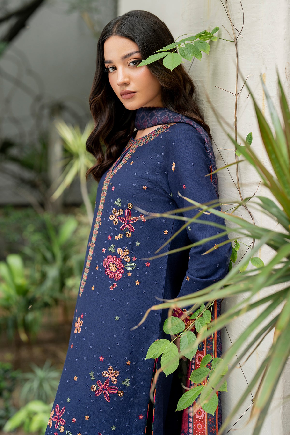 EMBROIDERED KHADDAR UW-0051