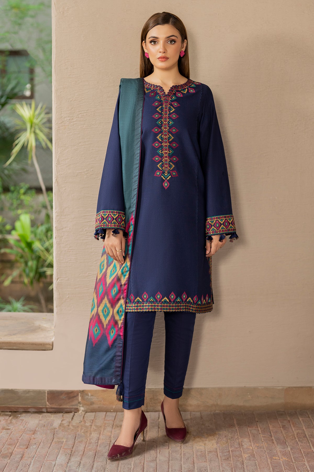 EMBROIDERED KHADDAR RTW-1132