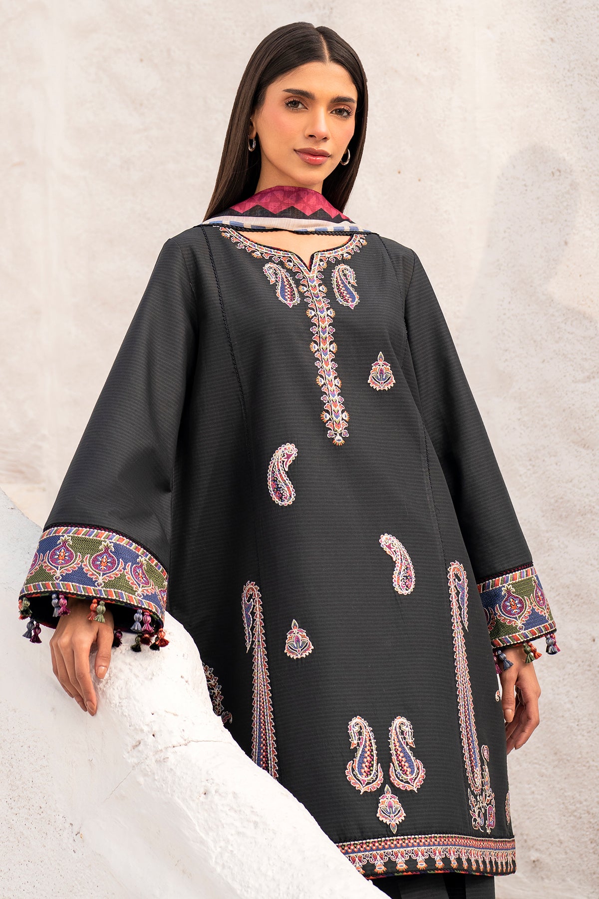 EMBROIDERED DOBBY LAWN USE-9127