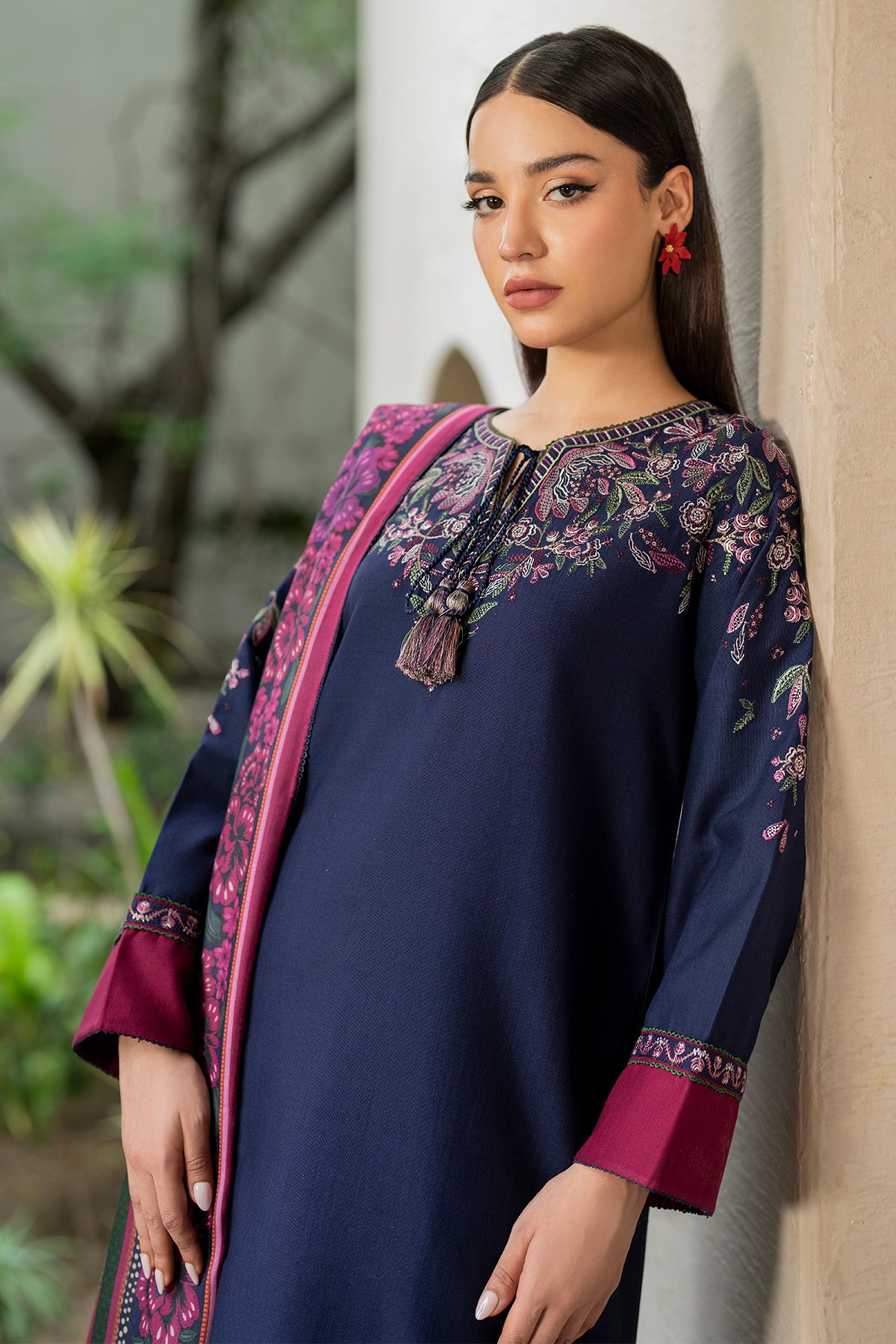 EMBROIDERED KHADDAR RTW-1142