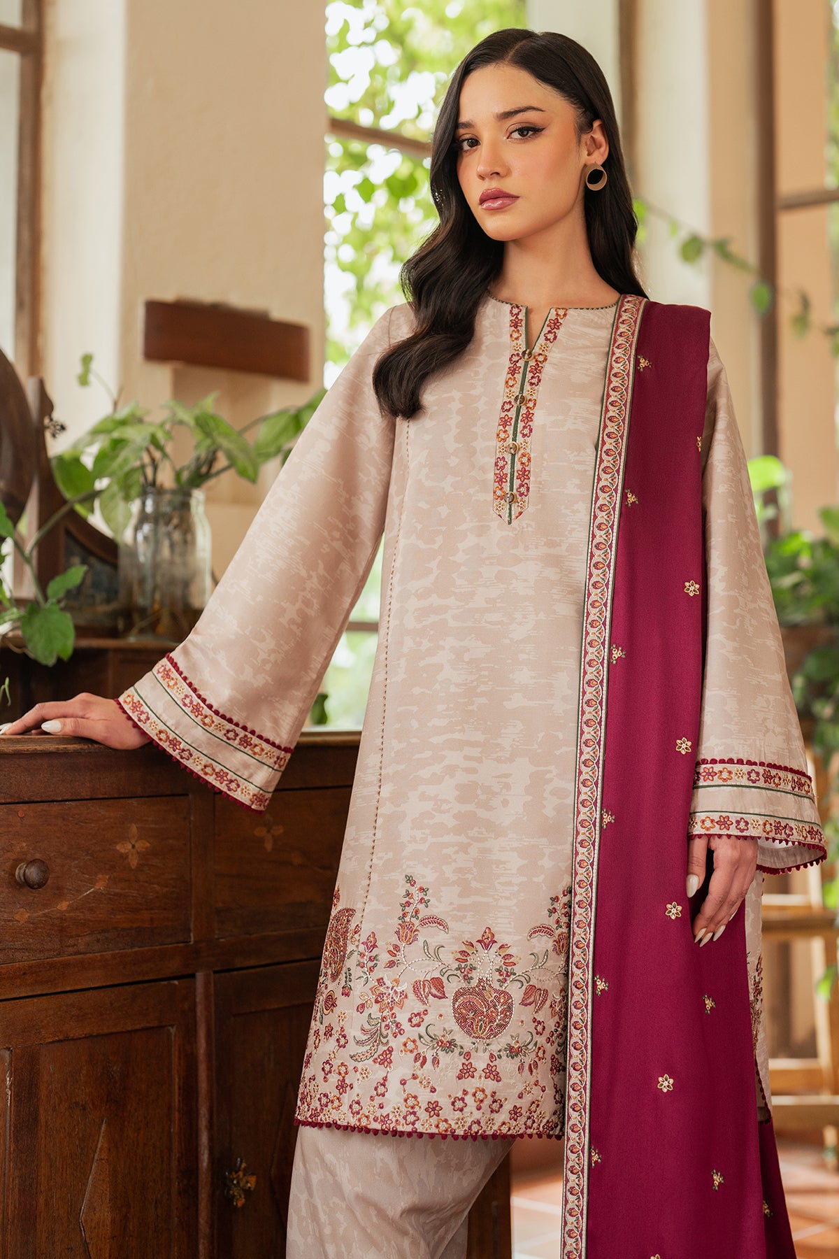 EMBROIDERED PREMIUM VISCOSE UW-0114