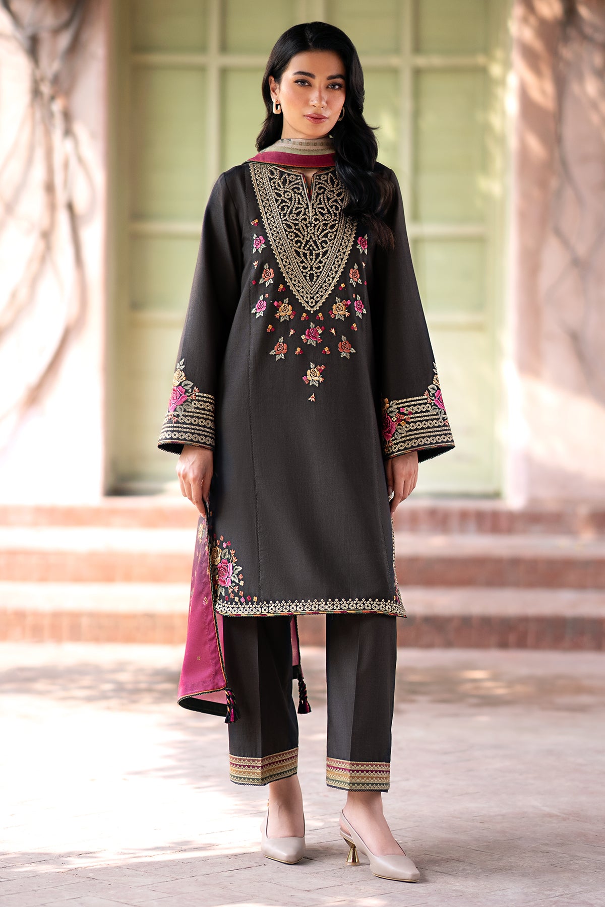 EMBROIDERED KHADDAR RTW-1137