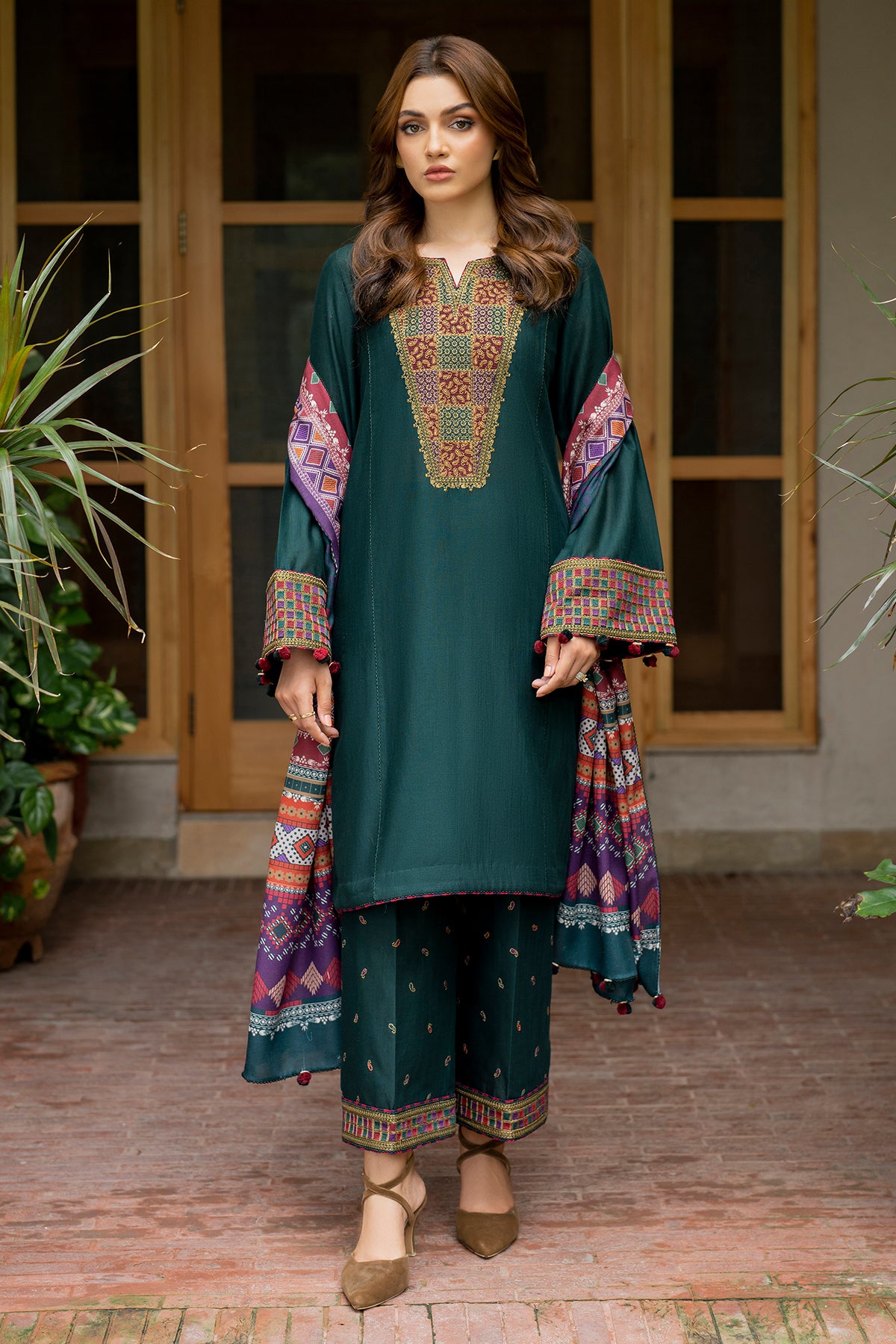 EMBROIDERED KHADDAR RTW-1139