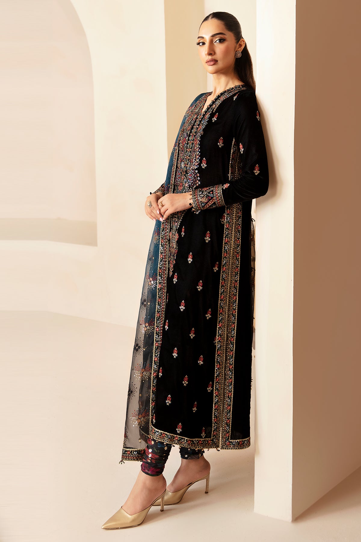 Embroidered Velvet Formal VF-2028