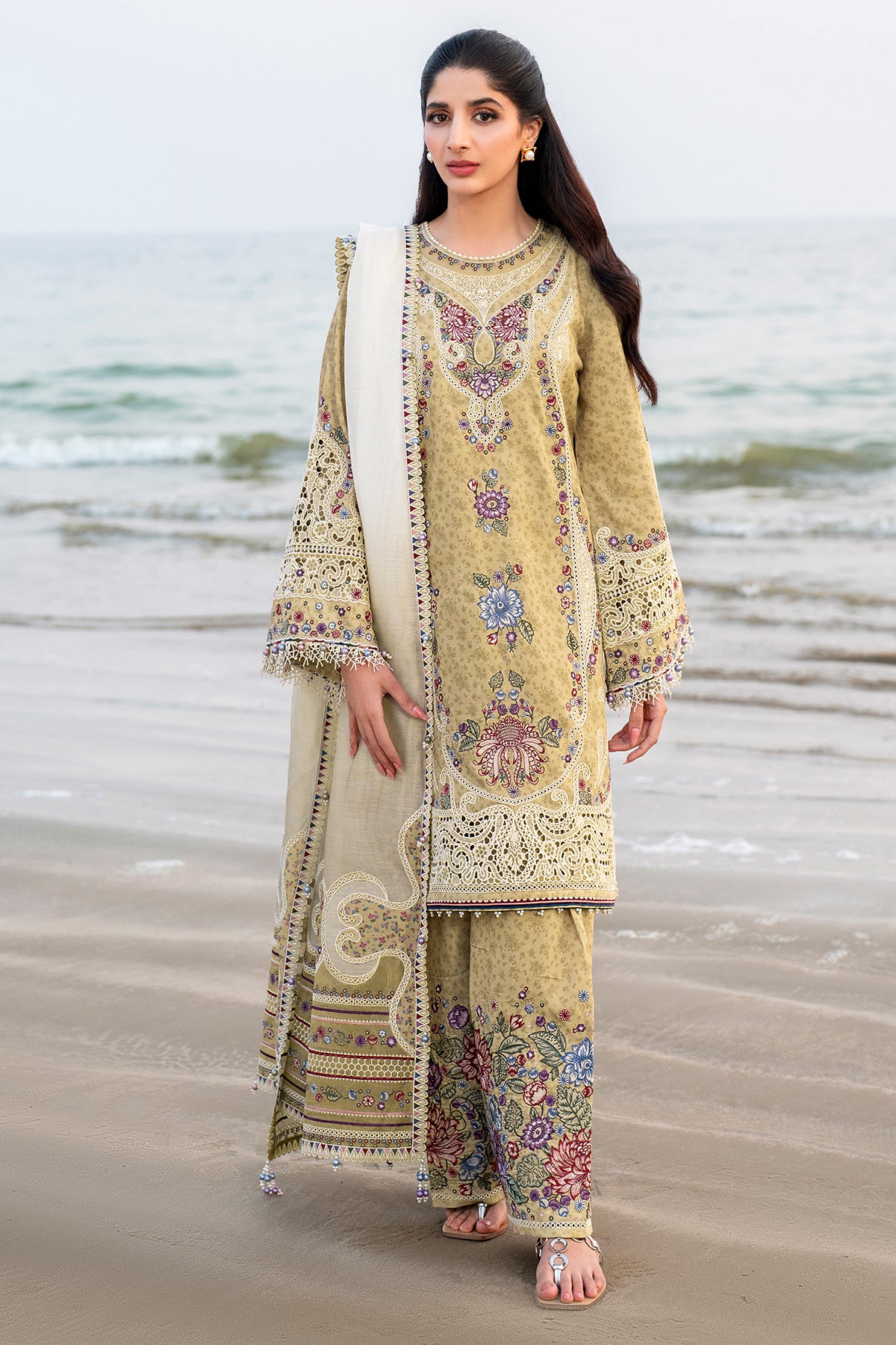 Embroidered Luxury Lawn SL25-D4