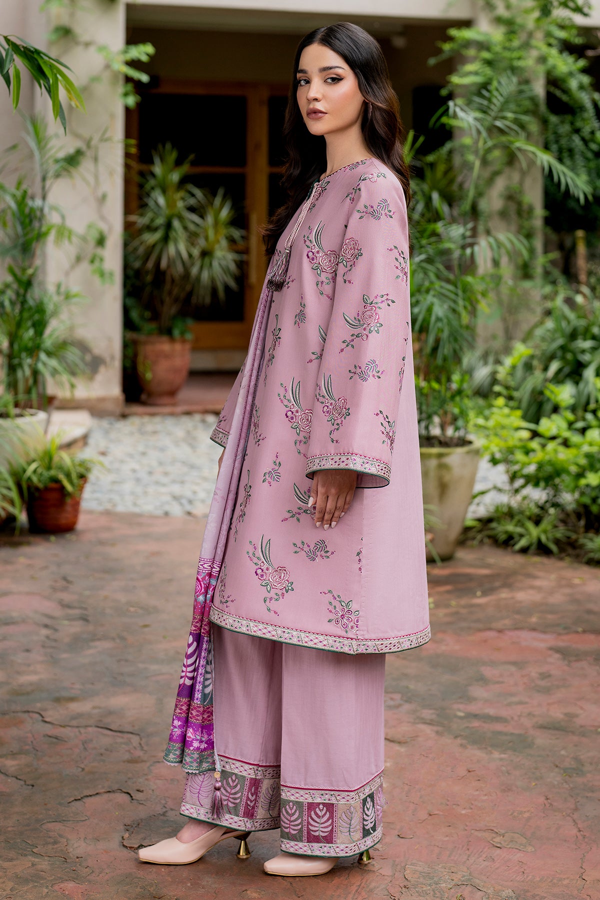 EMBROIDERED KHADDAR UW-0054