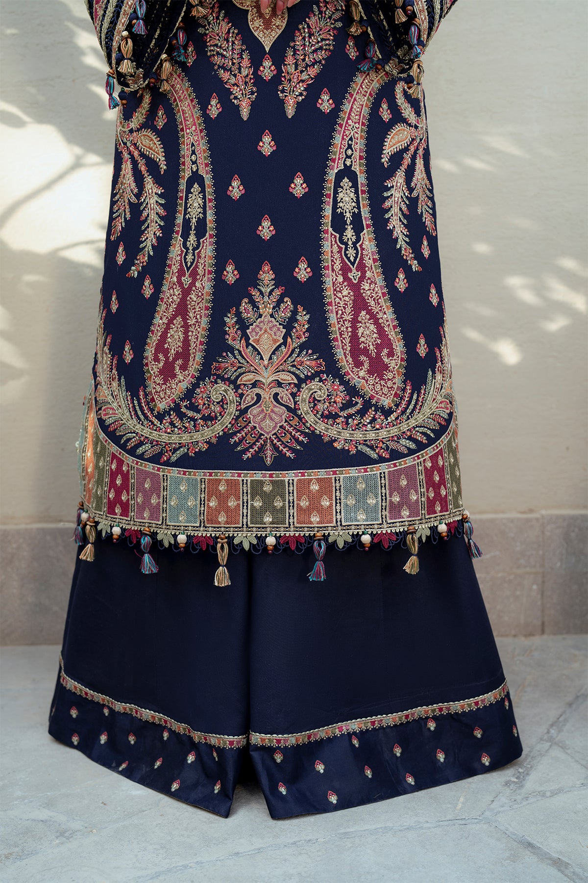 Embroidered Luxury Lawn SL25-D8