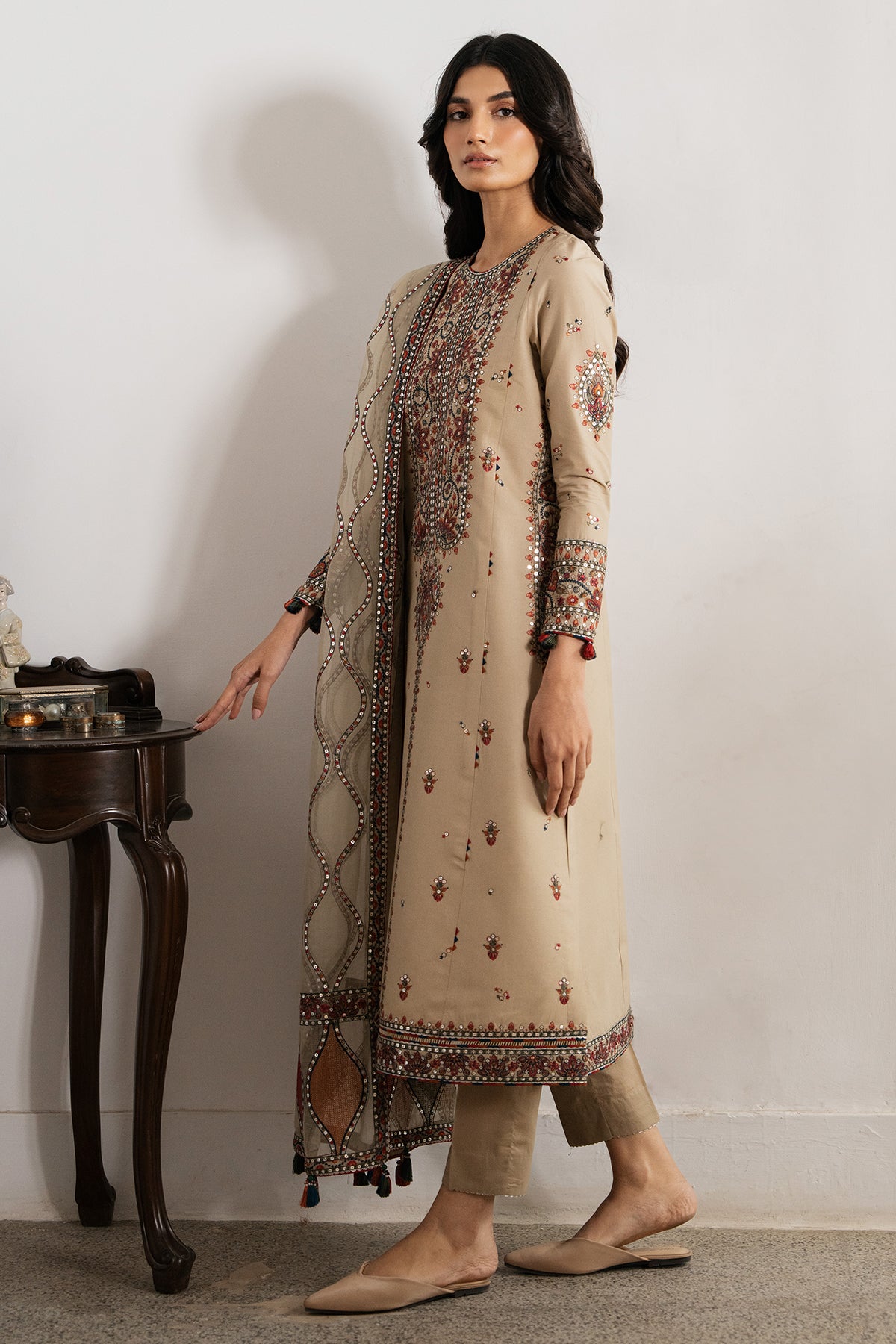 EMBROIDERED LAWN RTW-1183