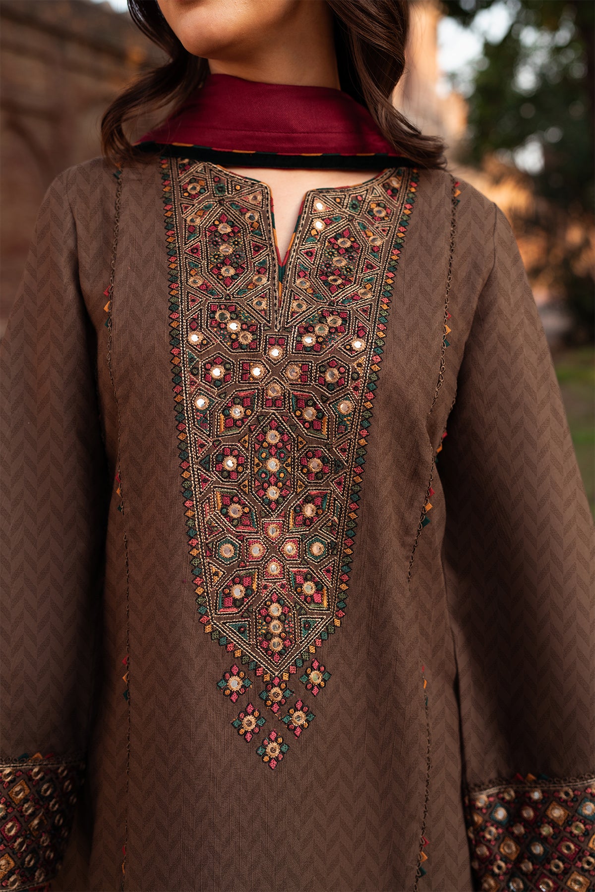 EMBROIDERED JACQUARD KHADDAR UW-0078