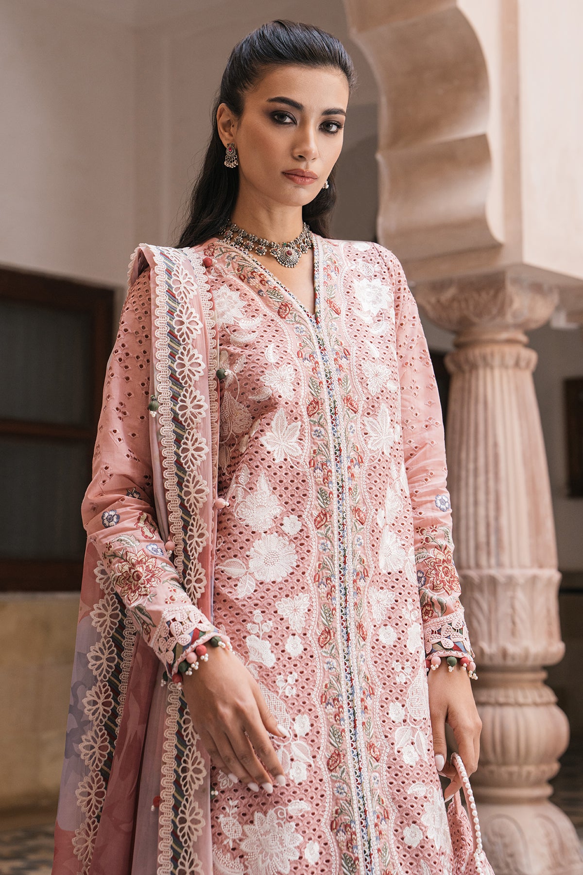 Embroidered Luxury Lawn SL24-D4