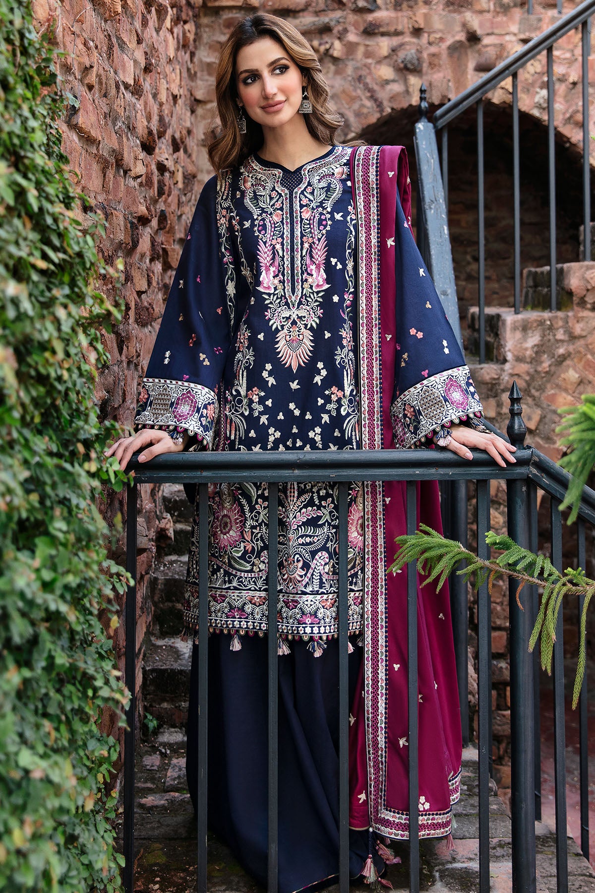 EMBROIDERED SLUB KHADDAR-DW23-D6