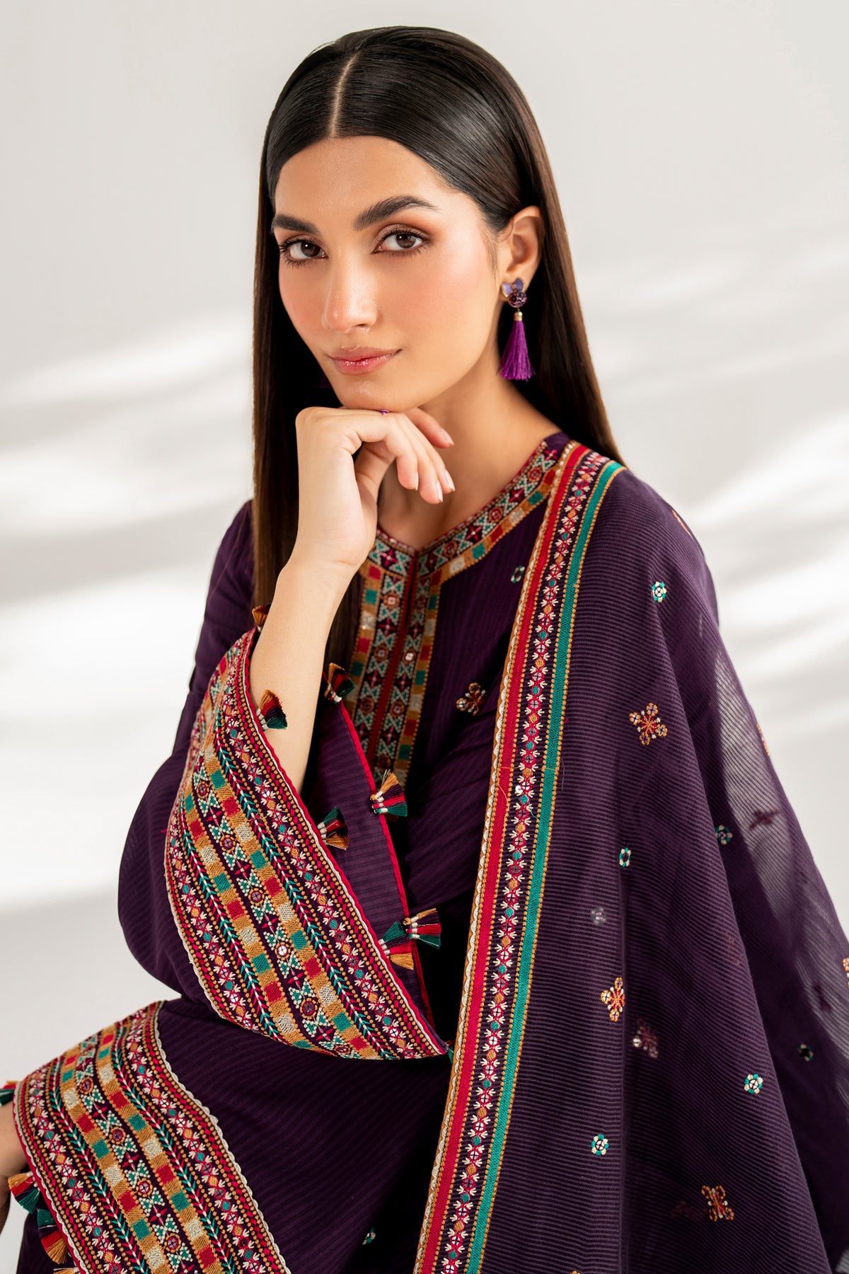 Embroidered Dobby Lawn USE - 9088