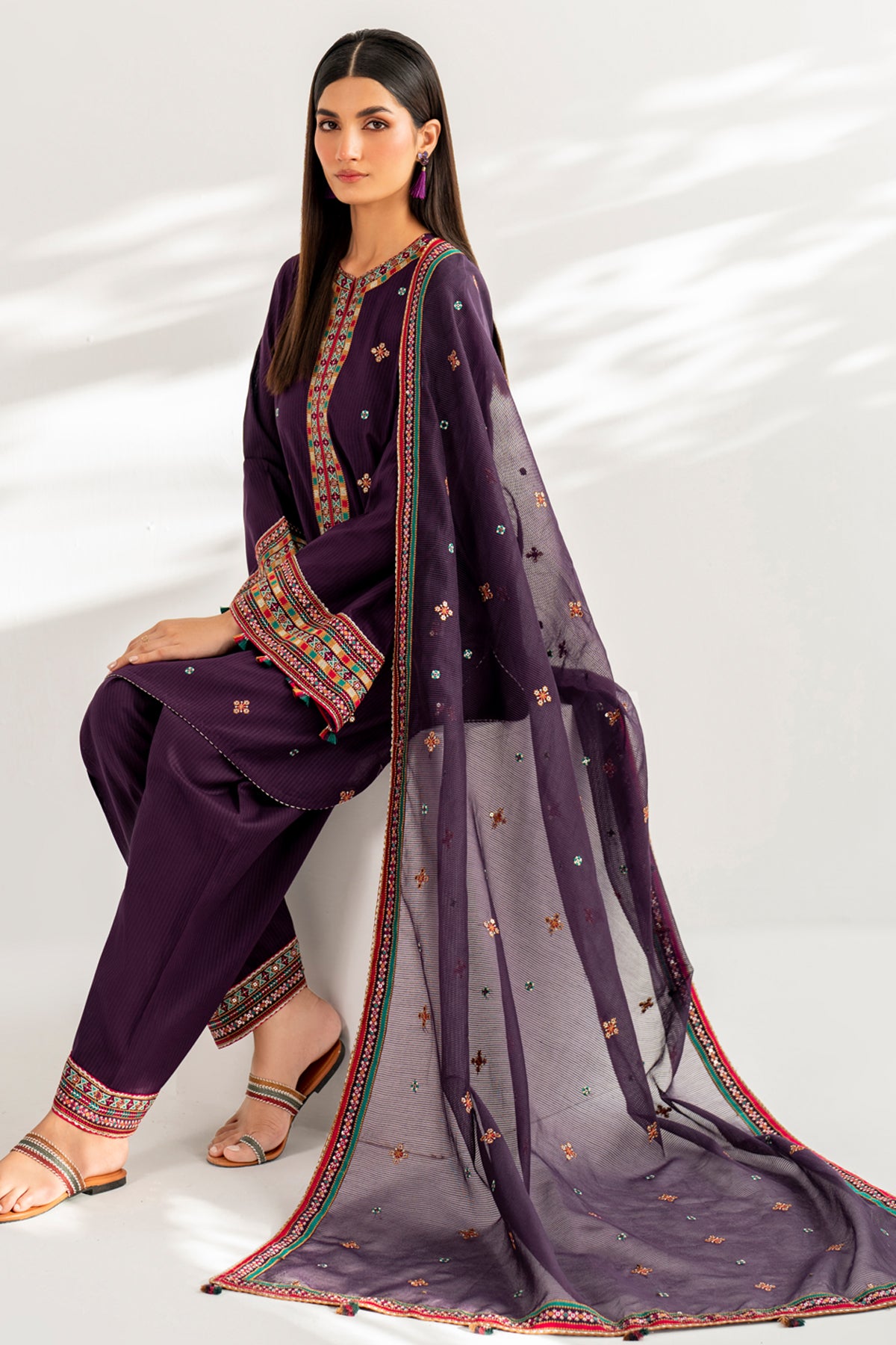 Embroidered Dobby Lawn USE - 9088