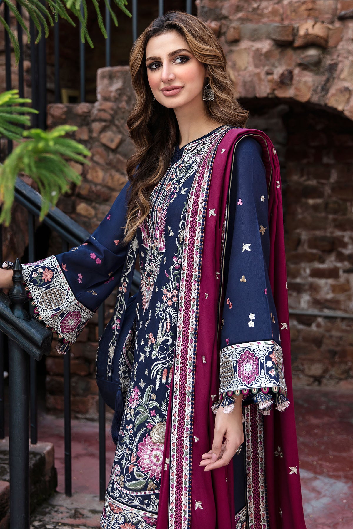 EMBROIDERED SLUB KHADDAR-DW23-D6