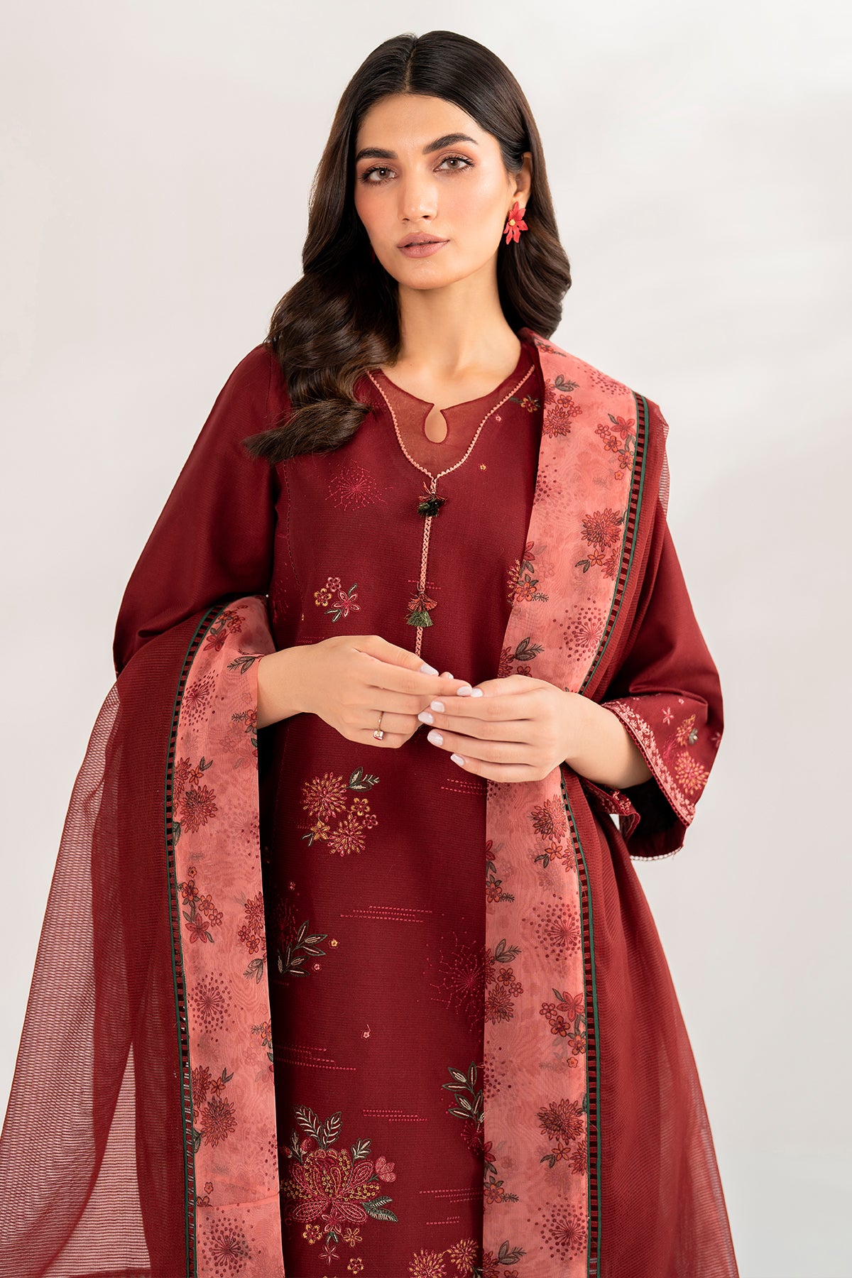 EMBROIDERED DOBBY LAWN USE - 9069